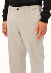 AASTER CHINOHOSE | sandstone