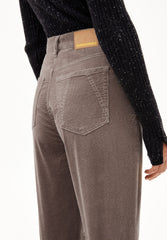 AAIKALA CORDHOSE | walnut cream