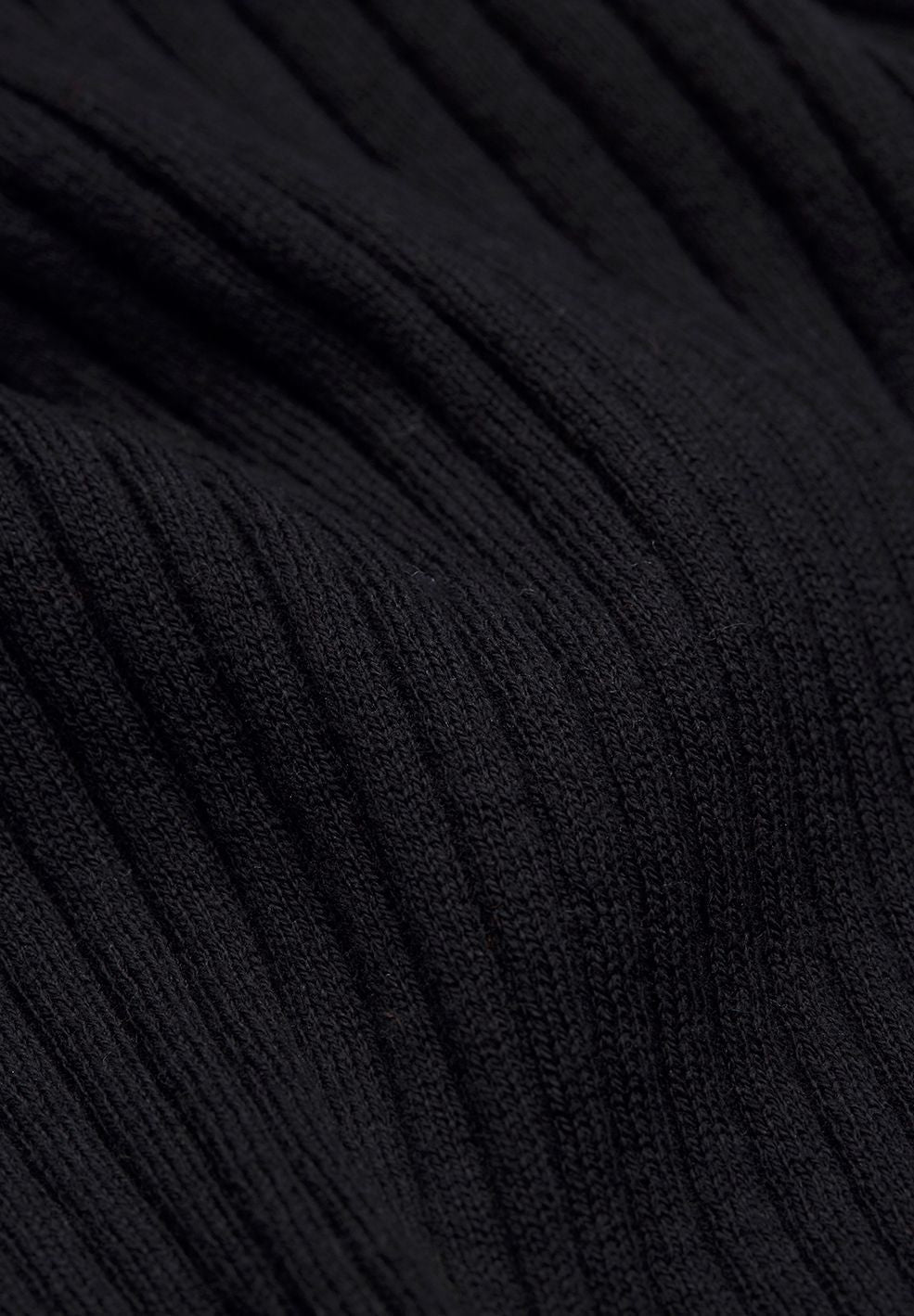 ALAANIA | black