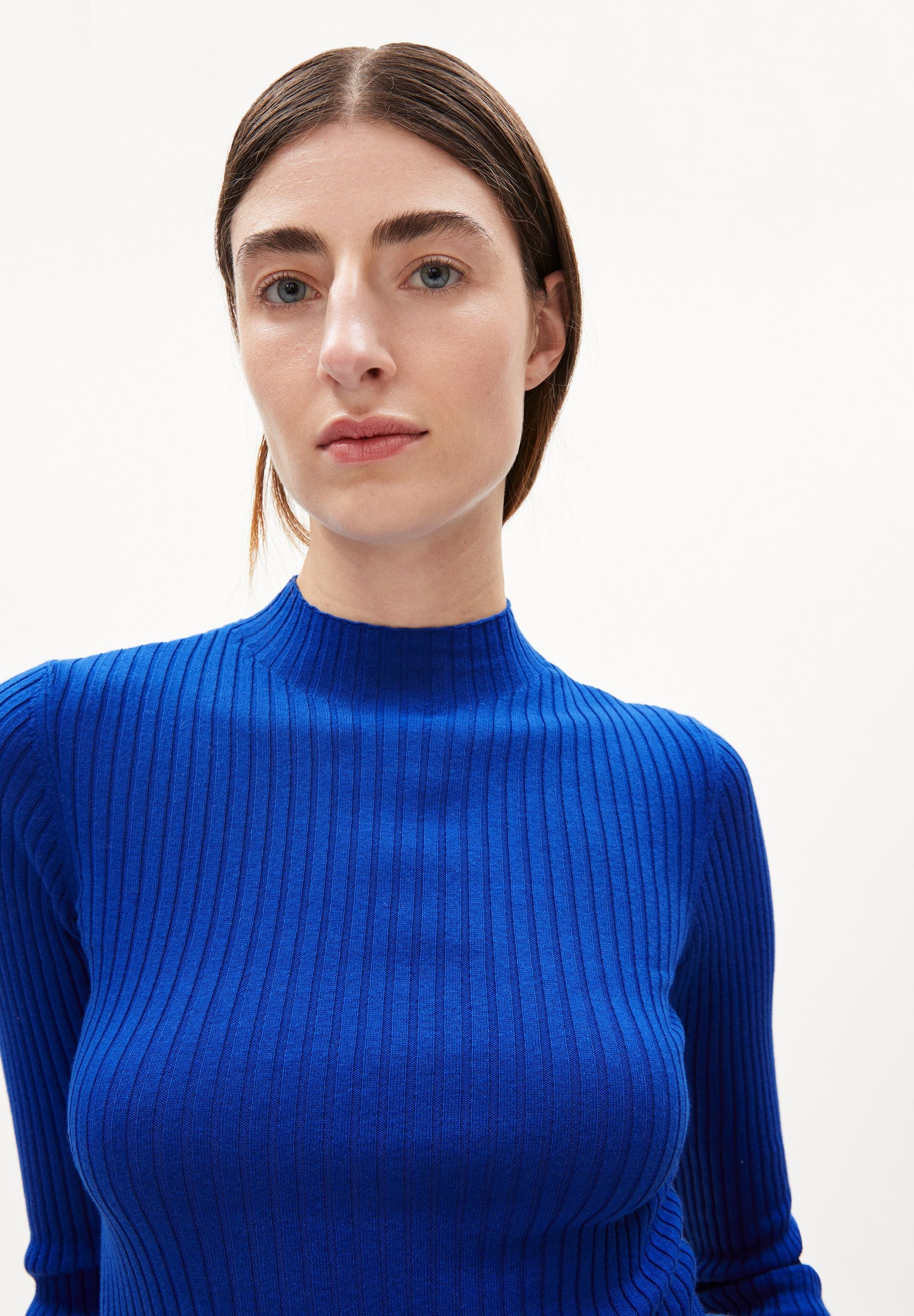 ALAANIA | dynamo blue