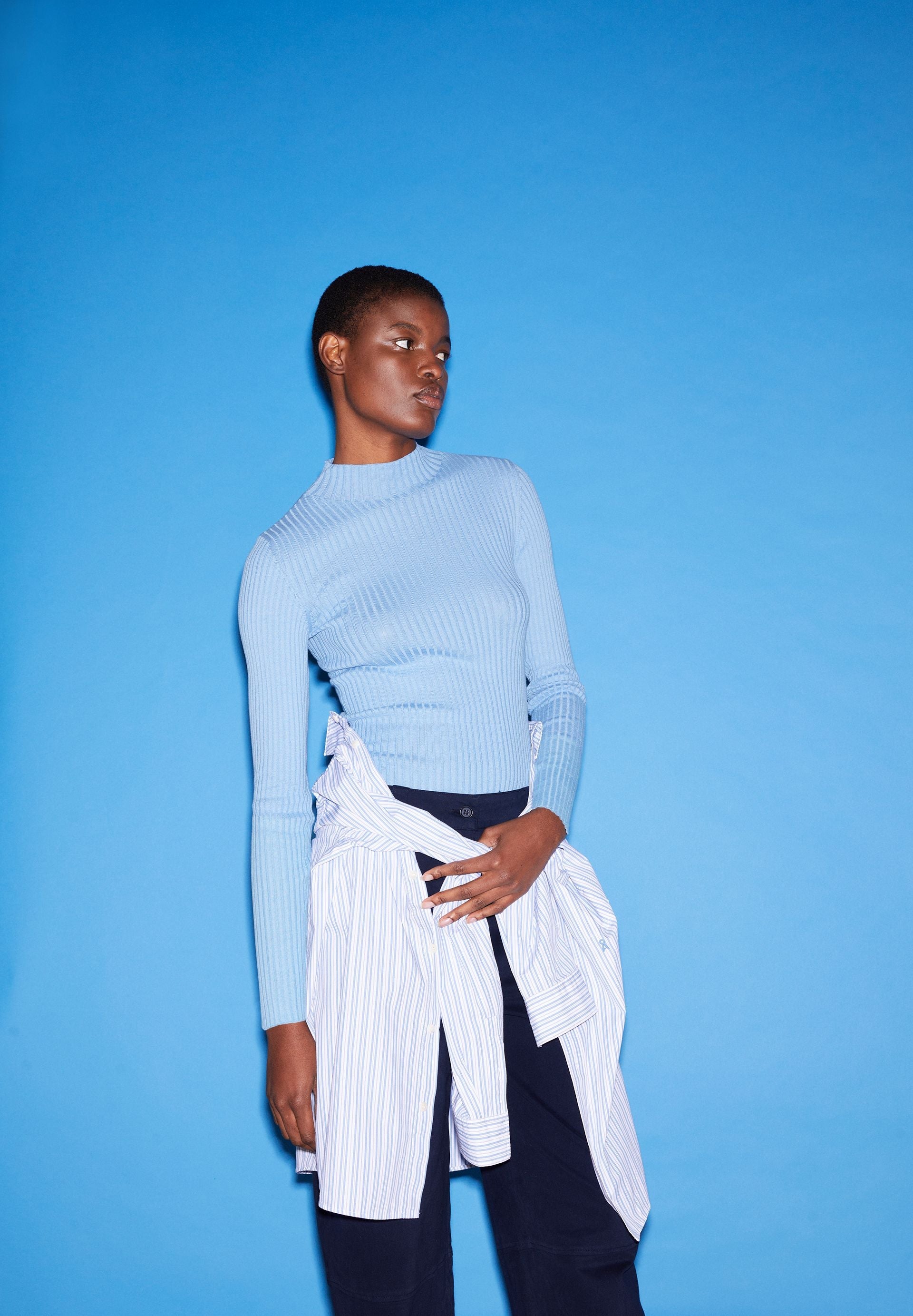 ALAANIA | iceberg blue