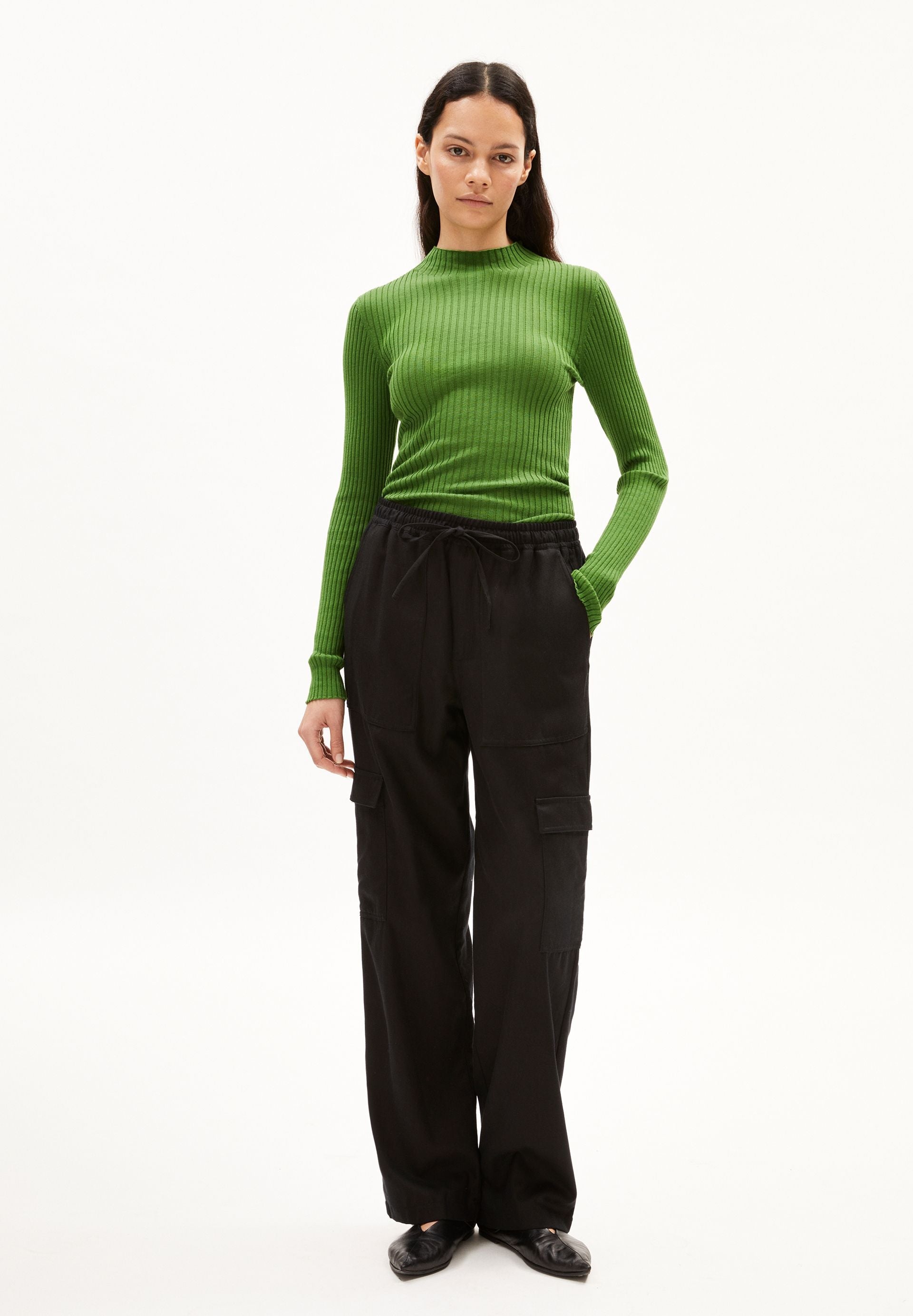 ALAANIA | ivy green