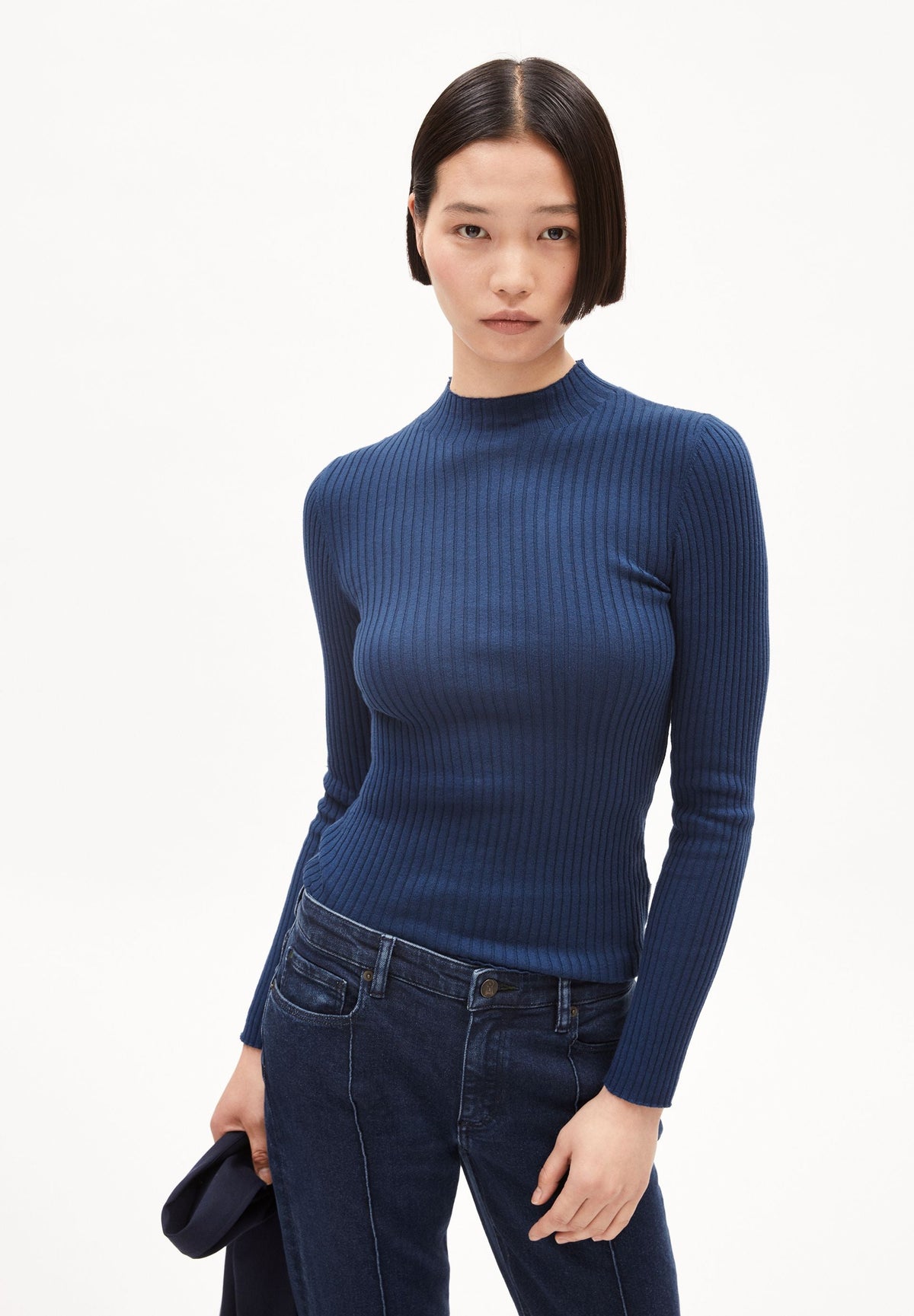 ALAANIA | faded indigo
