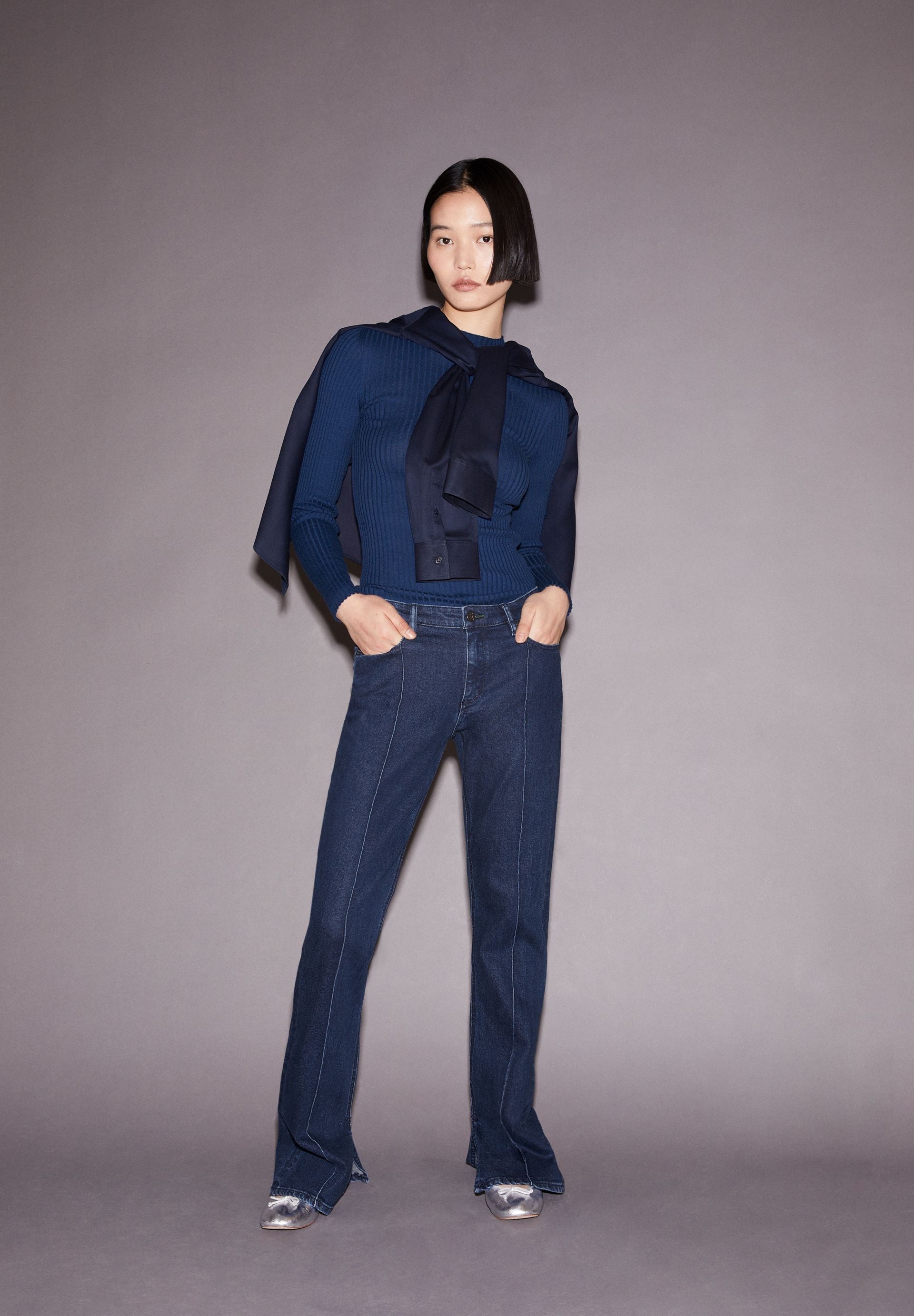 ALAANIA | faded indigo