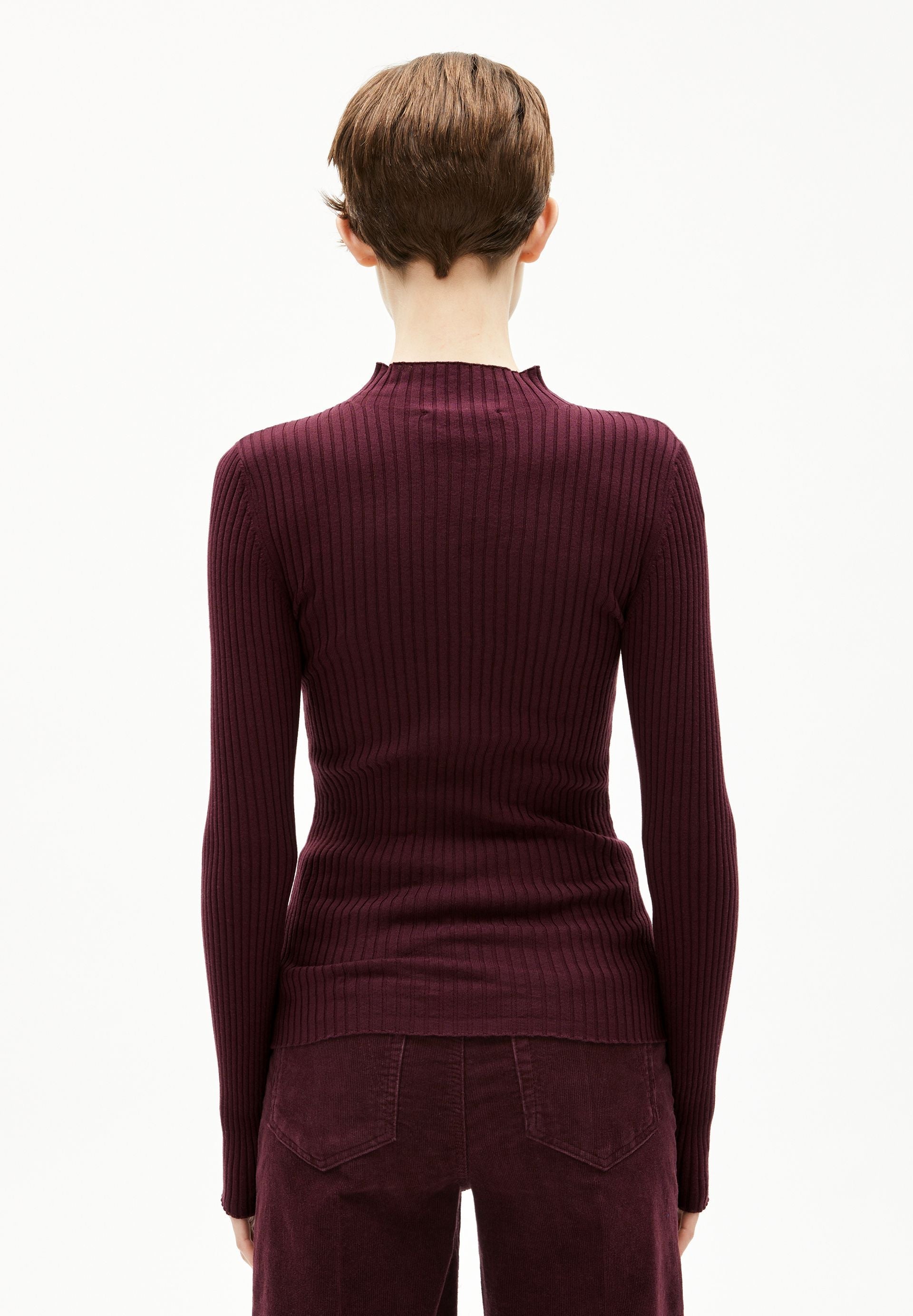 ALAANIA | dark cranberry