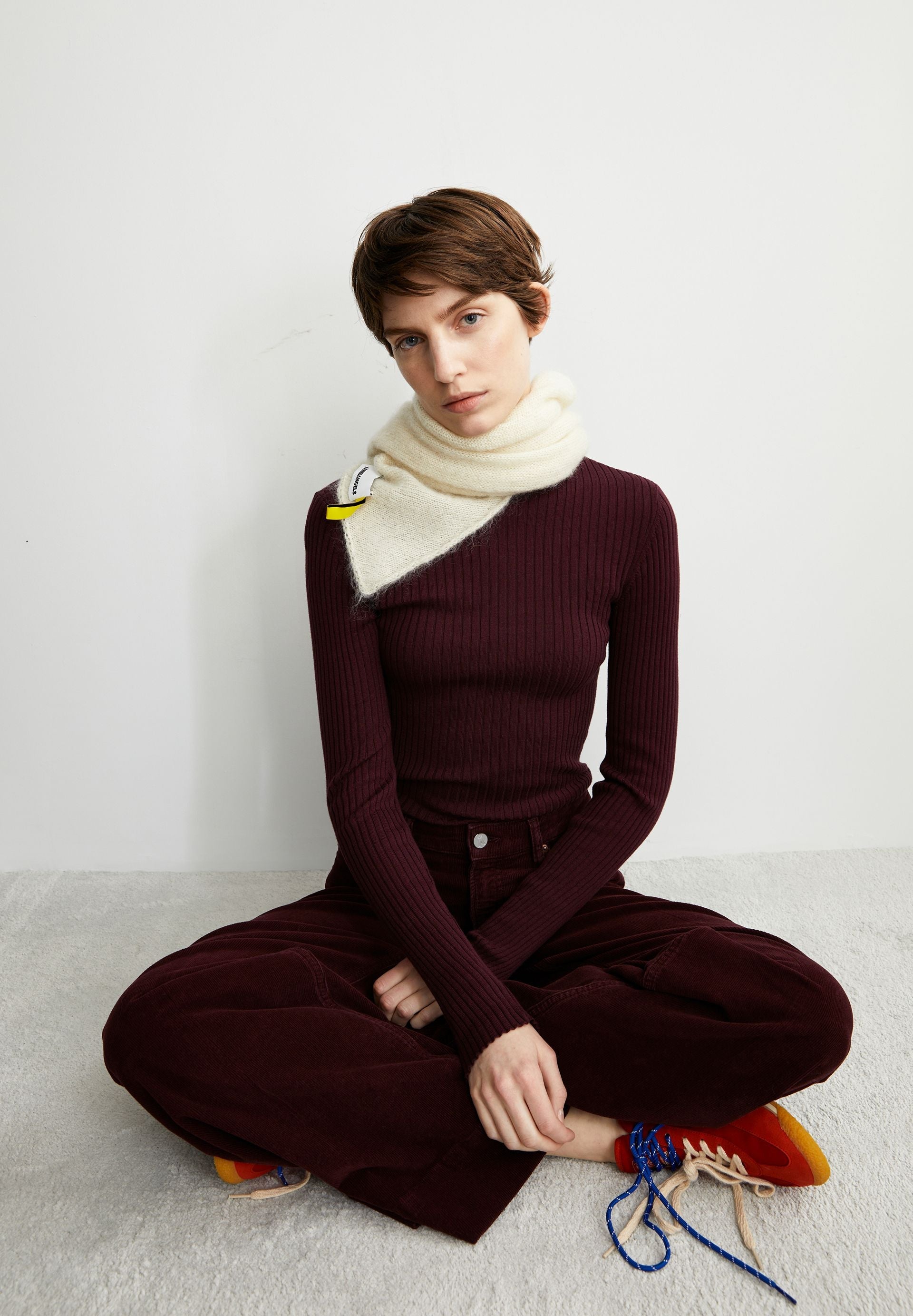 ALAANIA | dark cranberry