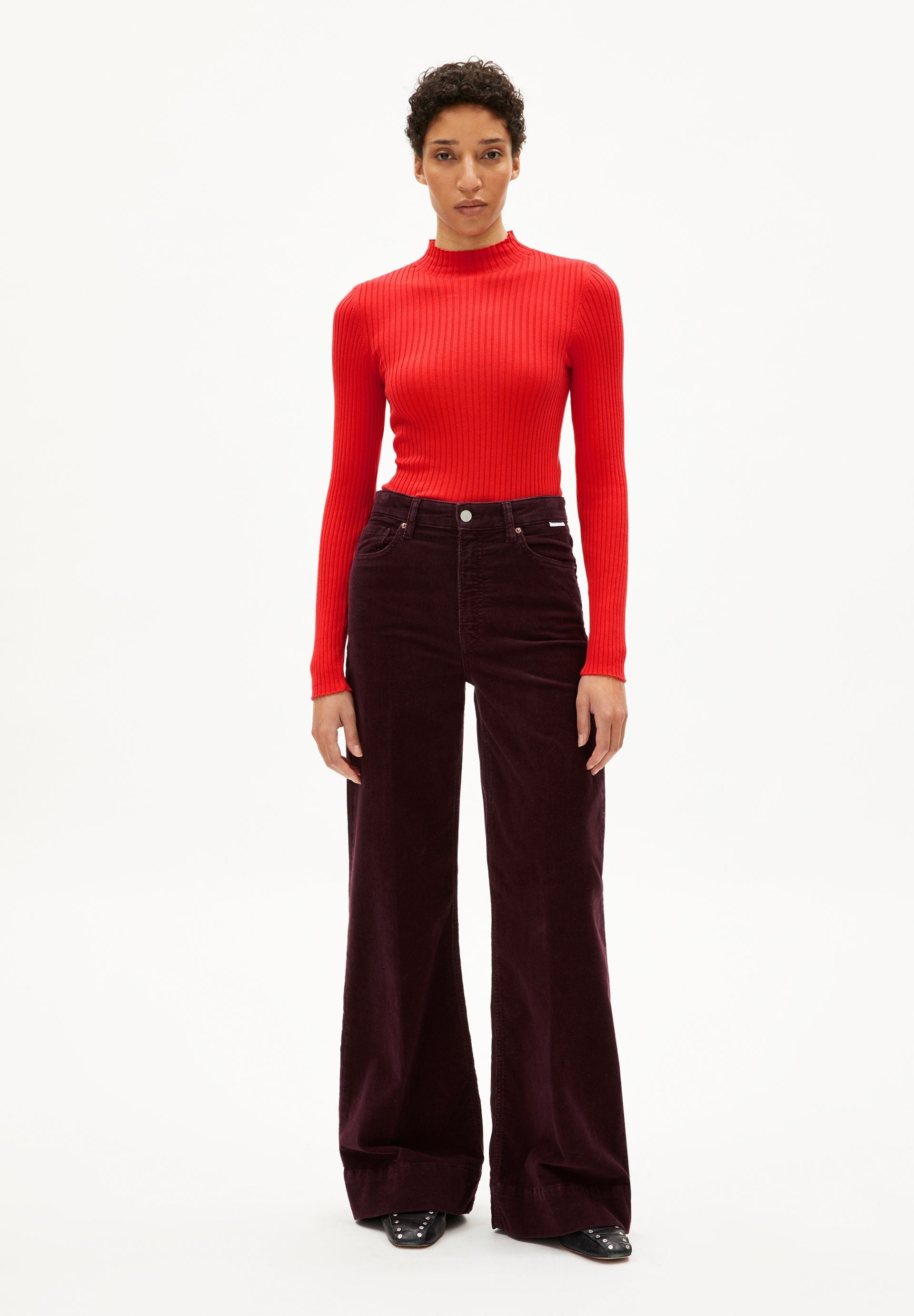 ALAANIA | candy apple
