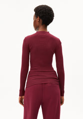 ALAANIA | velvet red