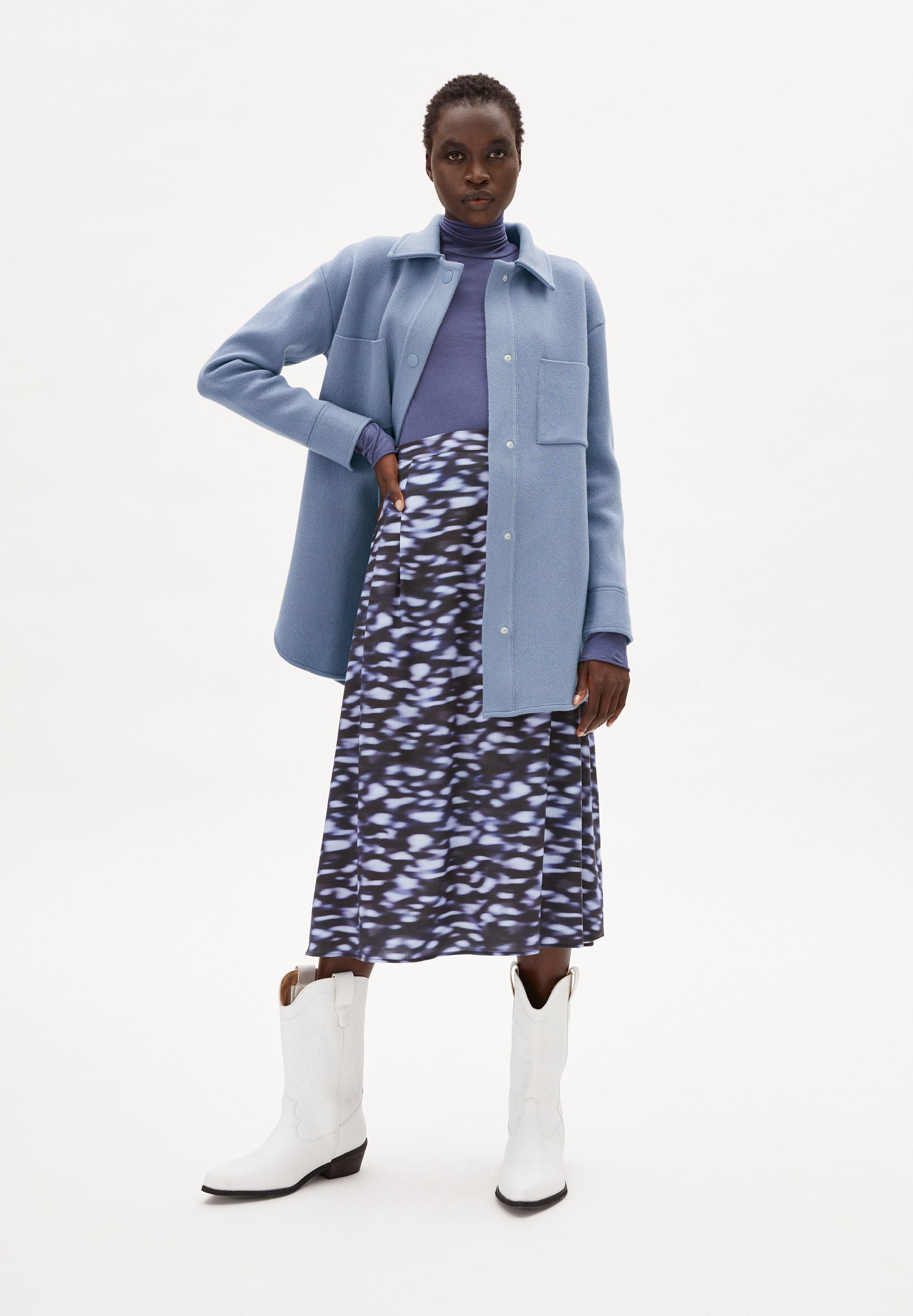 ALMARAA SOFT | light shadow blue-shadow blue