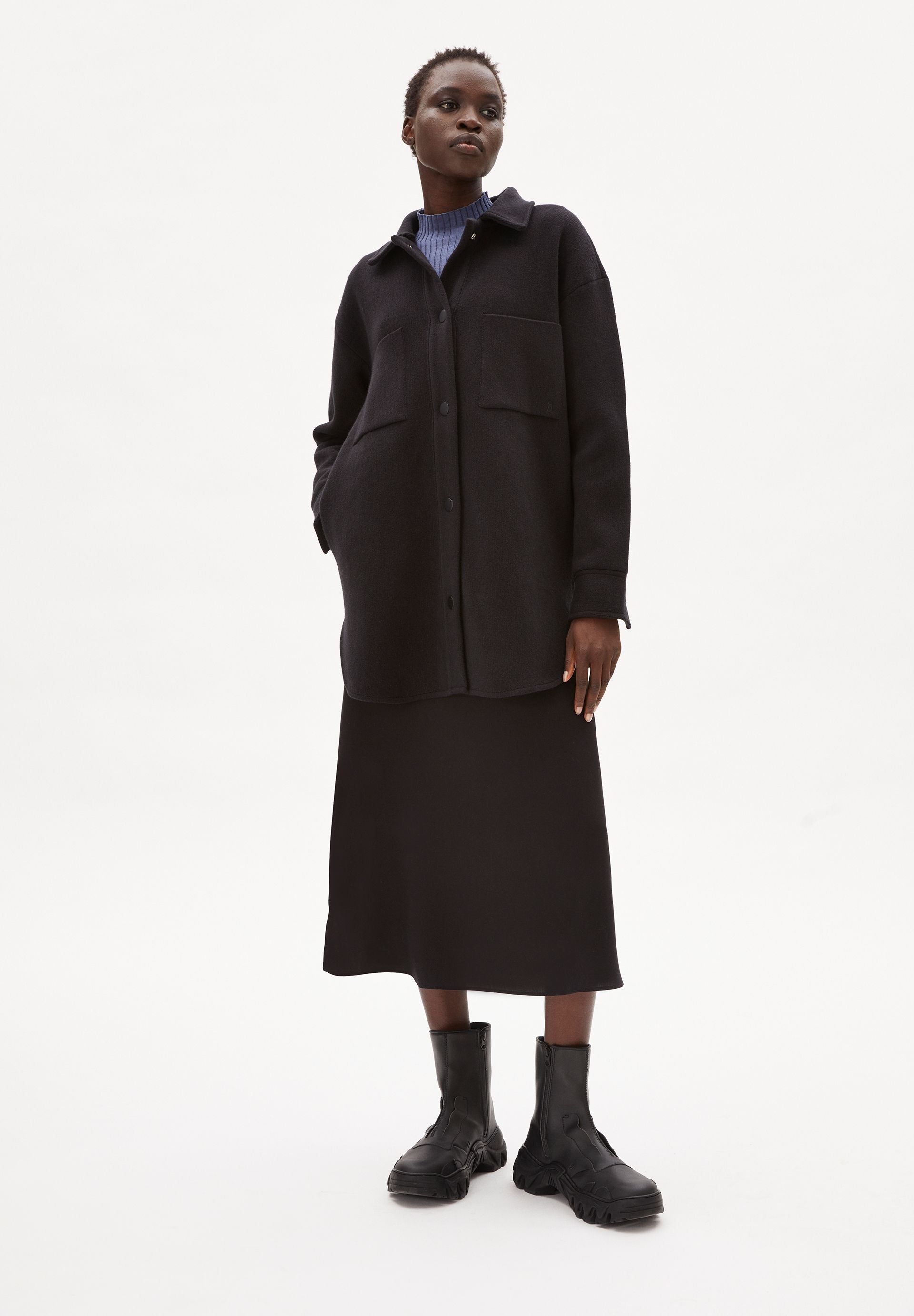 ALMARAA SOFT | black-black