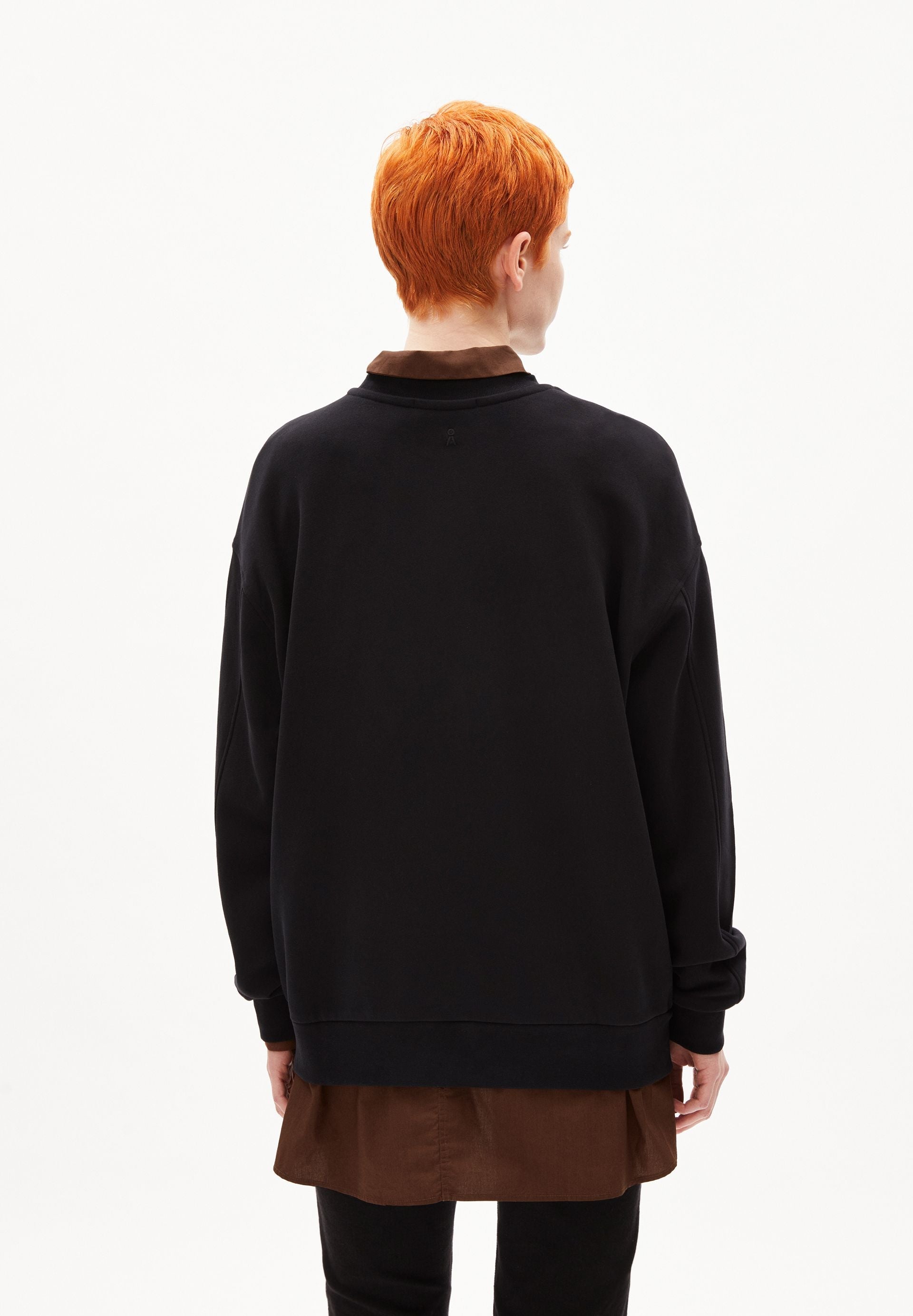 AARIN | black