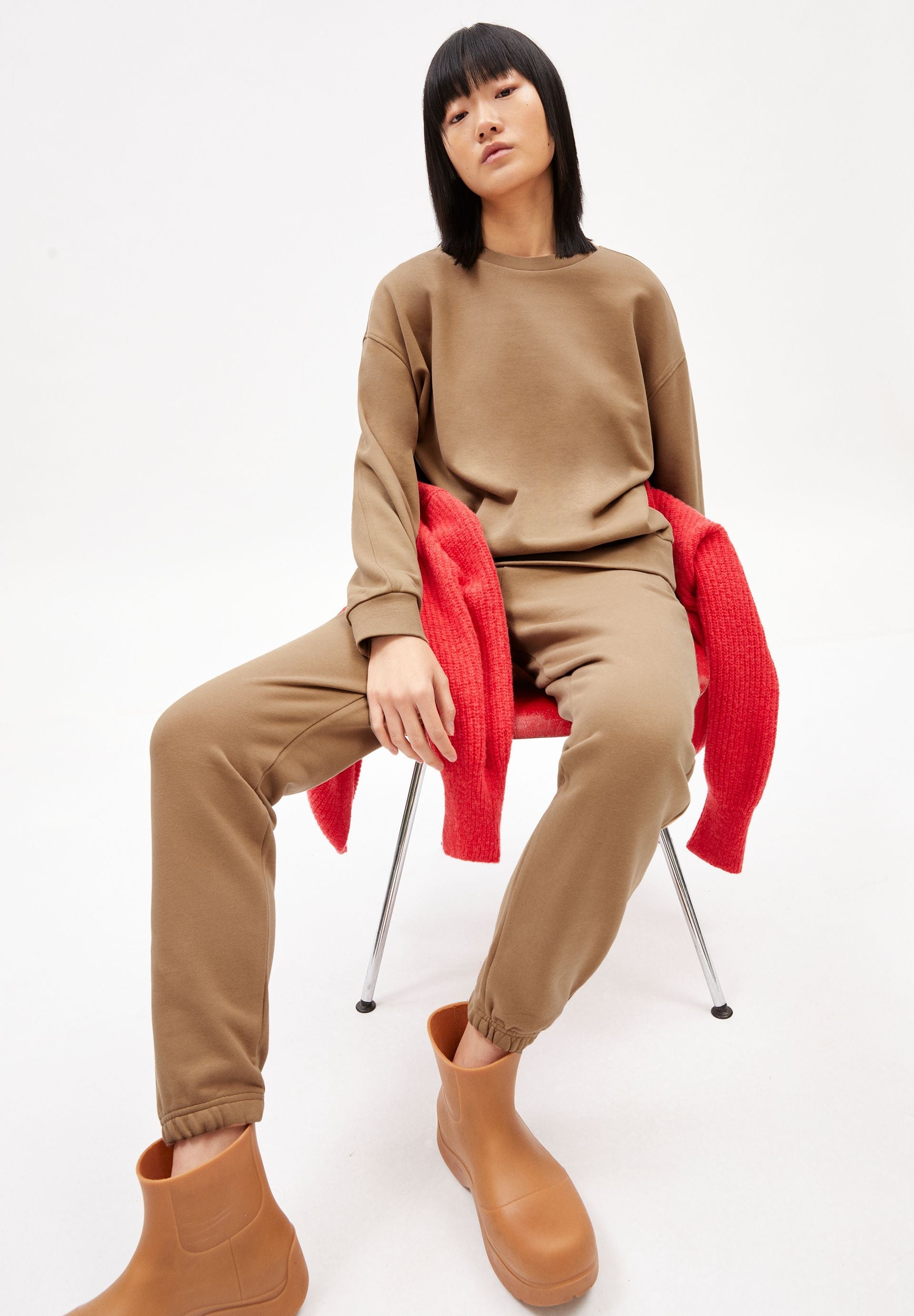 AARIN | smoky almond
