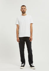 AADO VIEW | white
