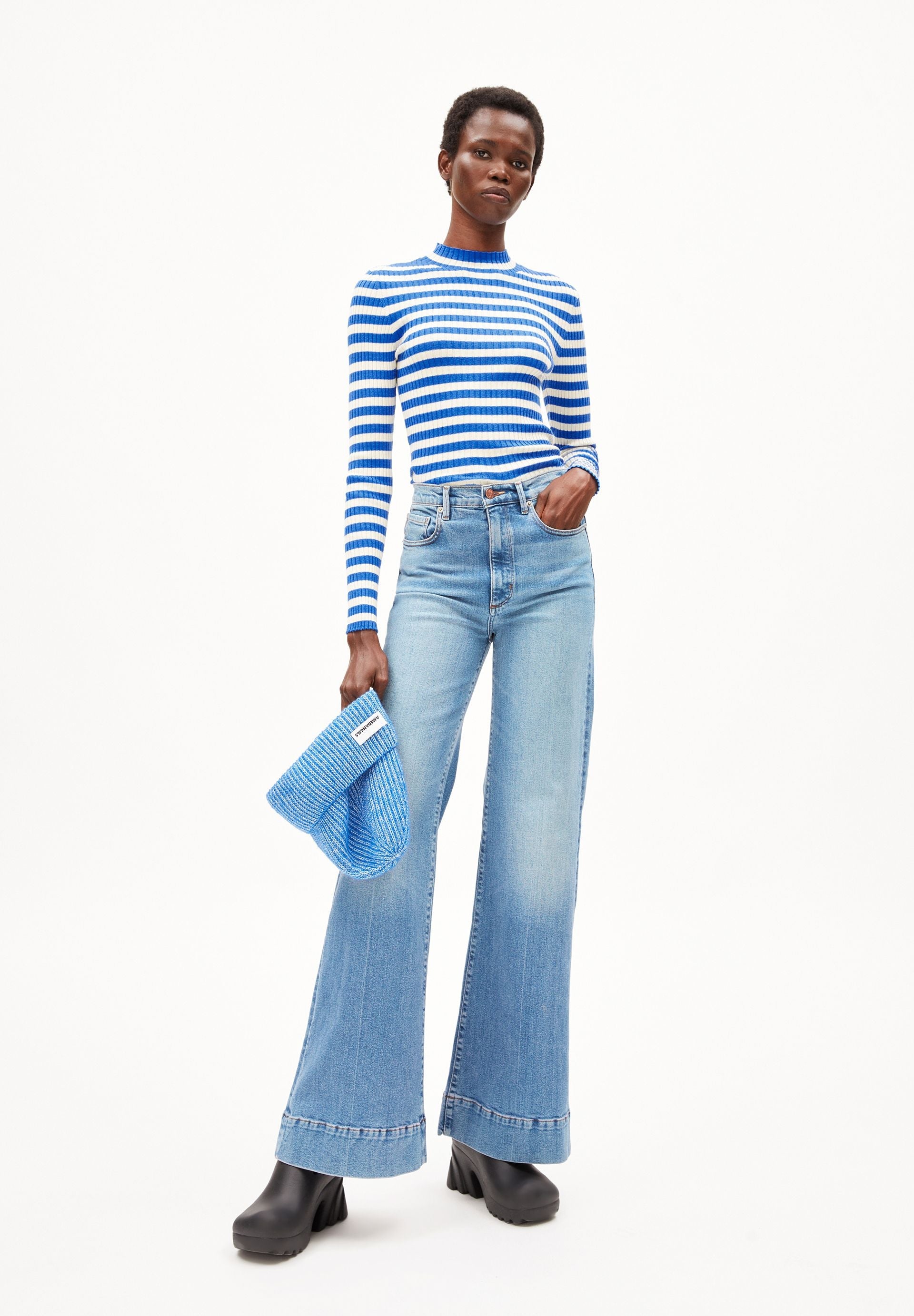 ALAANIA STRIPED | warm blue-oatmilk