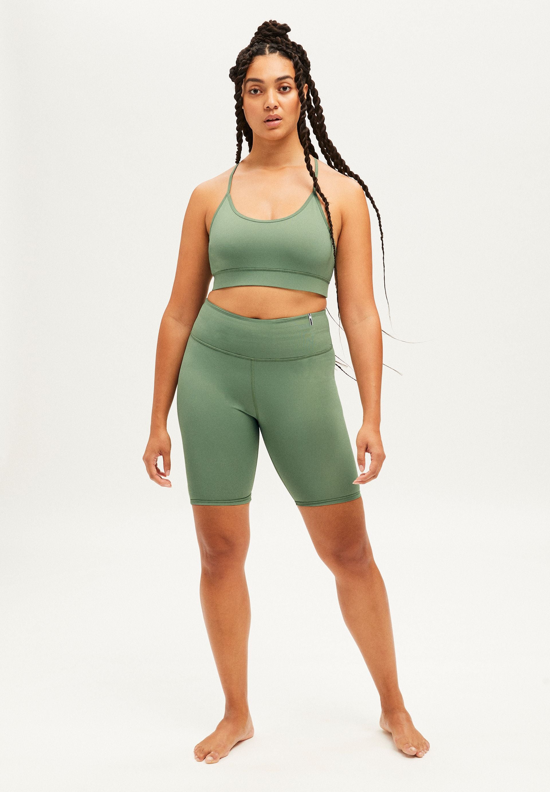 AJAALA | rosemary green