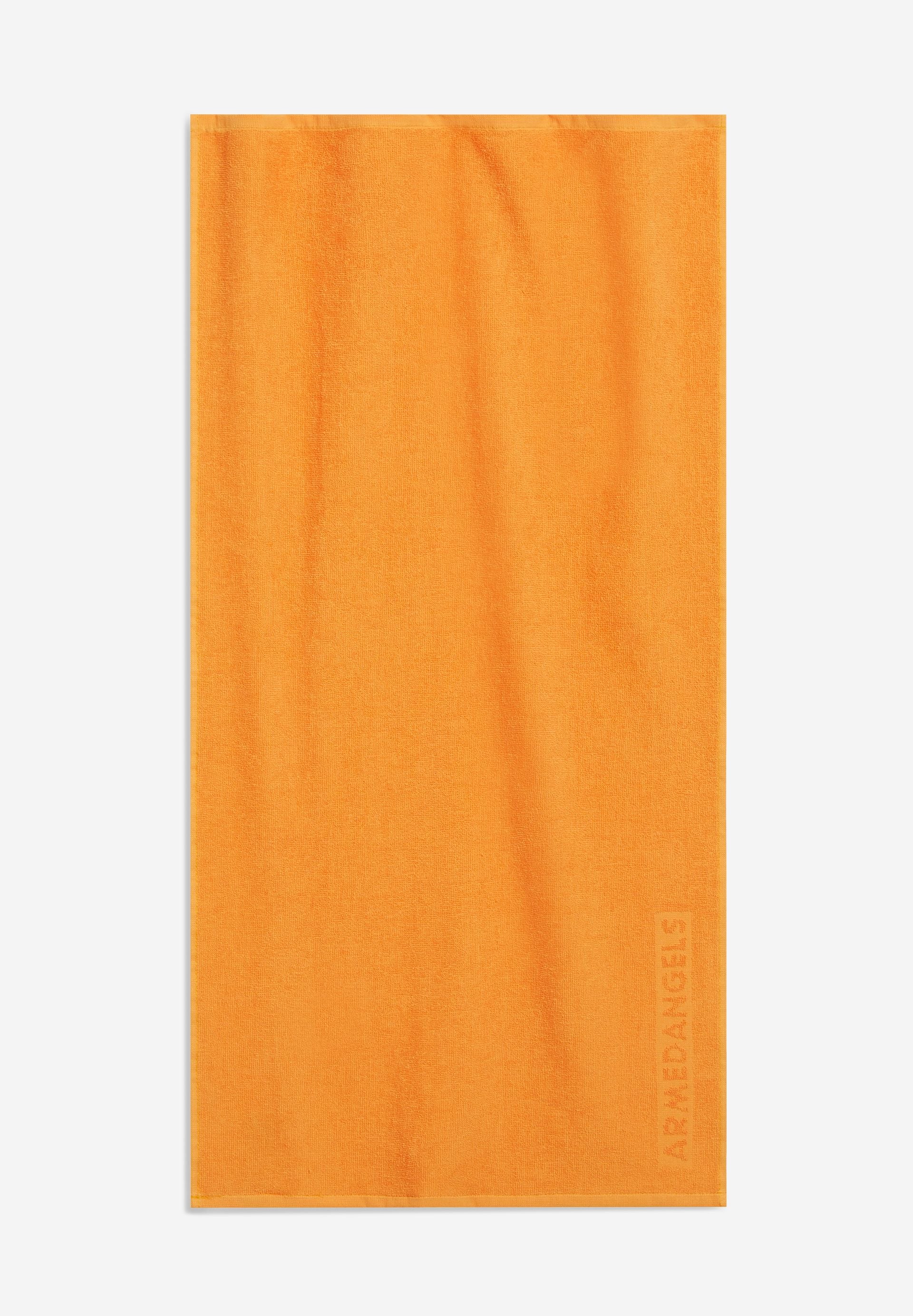 AARNI | apricot