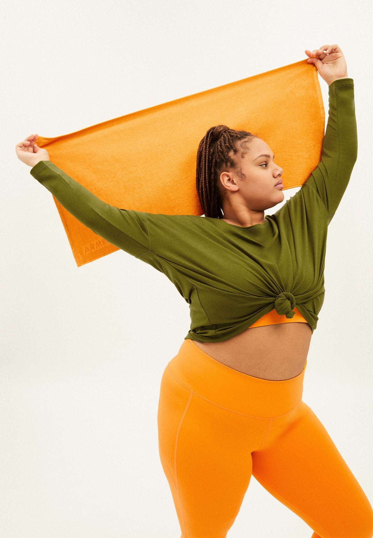 AARNI | apricot