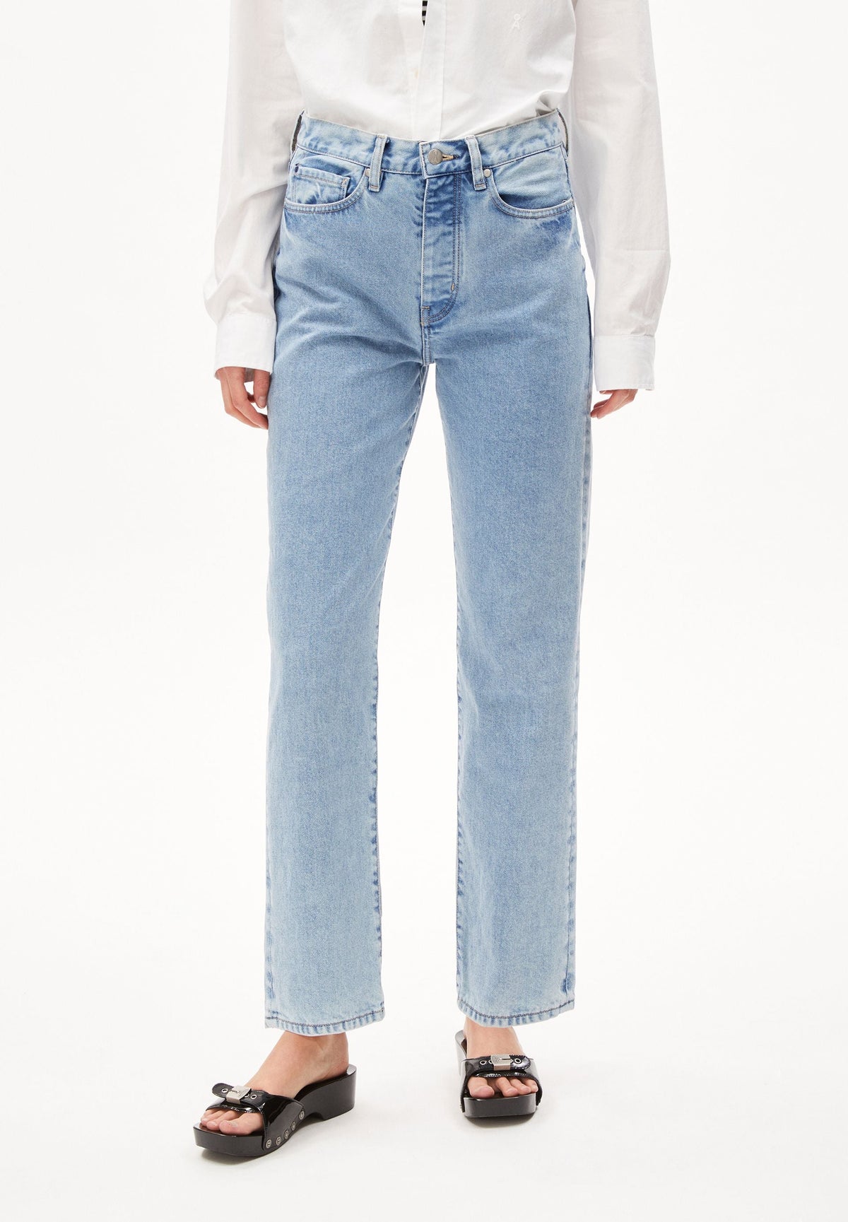 AAIKALA | light fresh blue