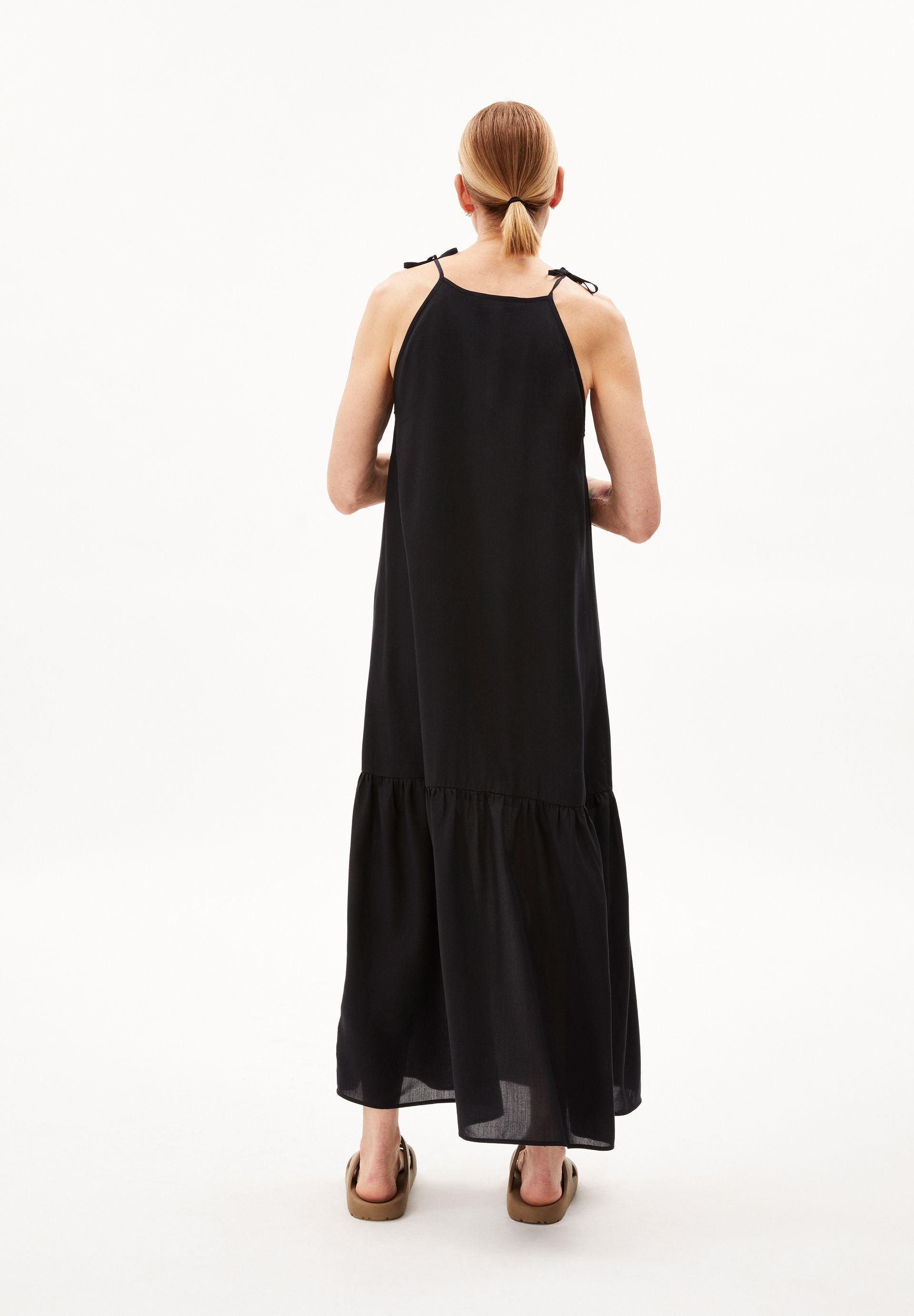 ALDINAA | black