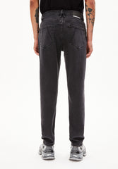 AARJO TARPA TAPERED JEANS | smoked