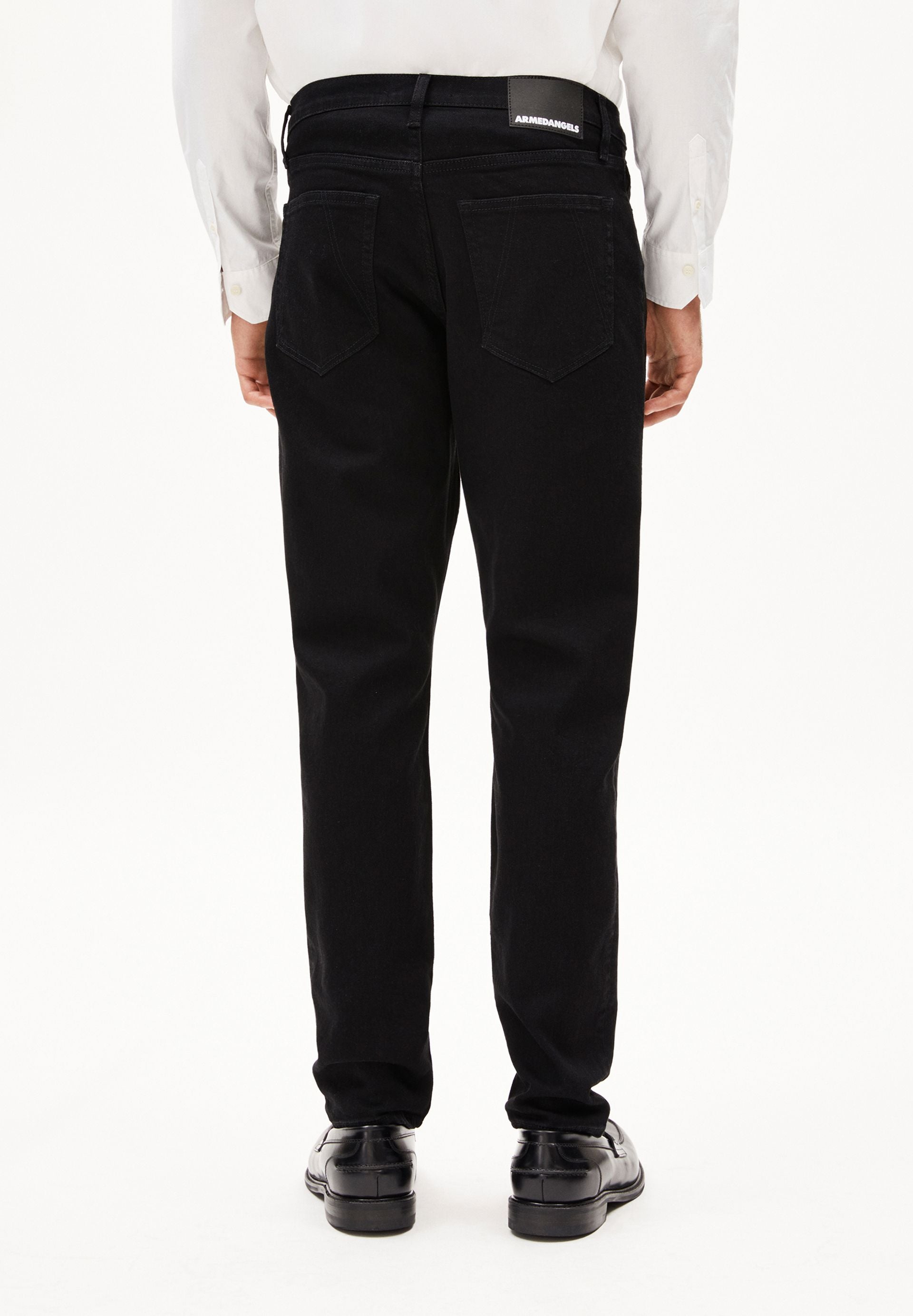 AARJO TARPA TAPERED JEANS | rinse black