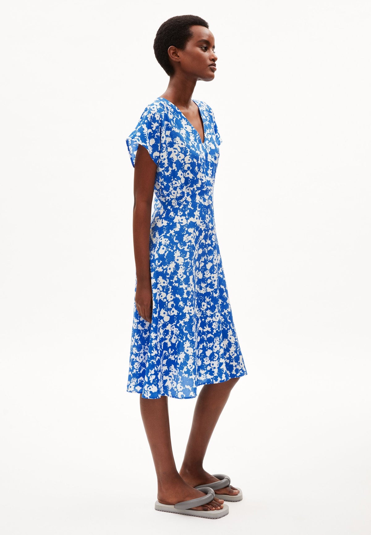 AALBINE LAPIS | warm blue