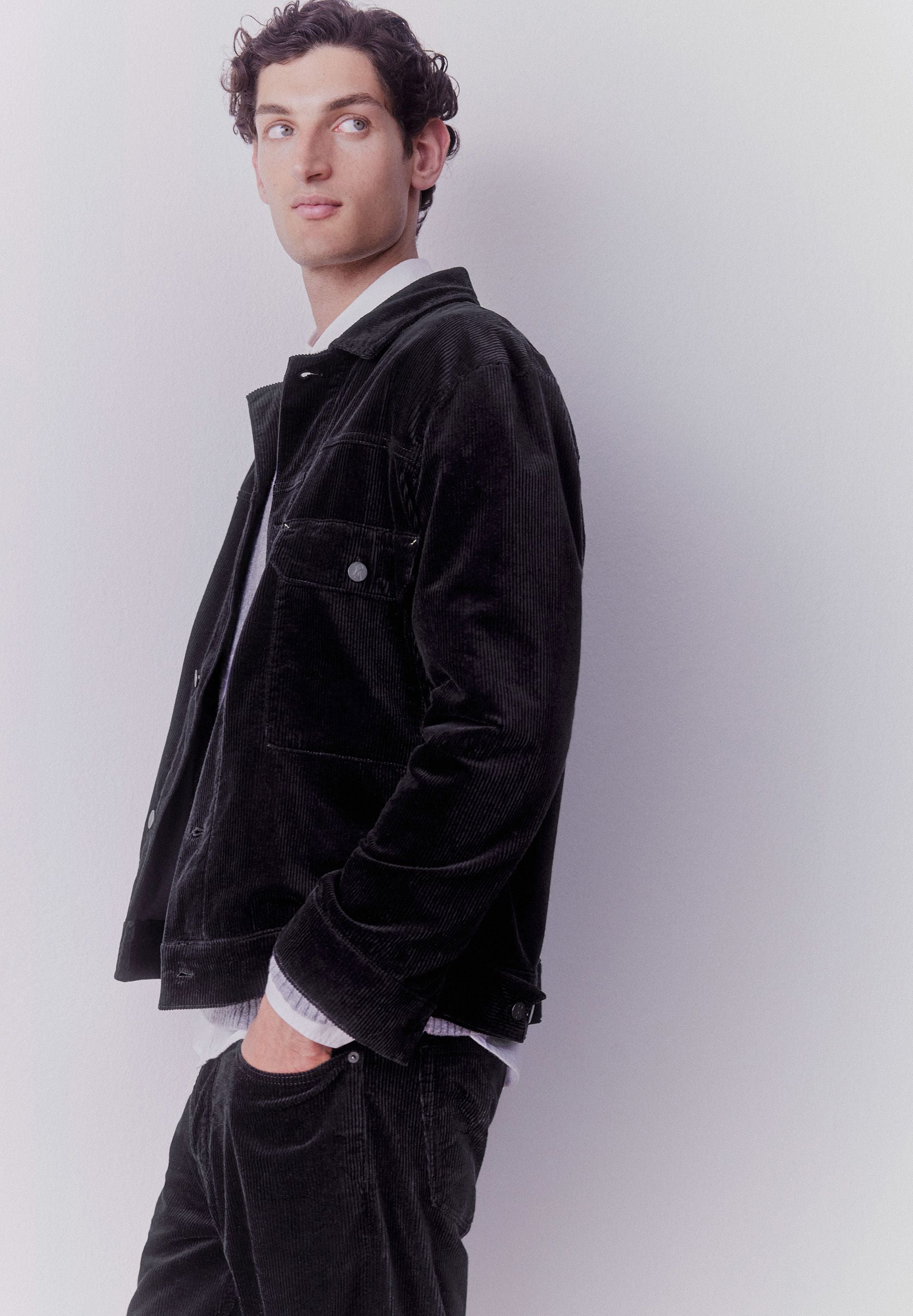 AALEKSI CORDUROY | black