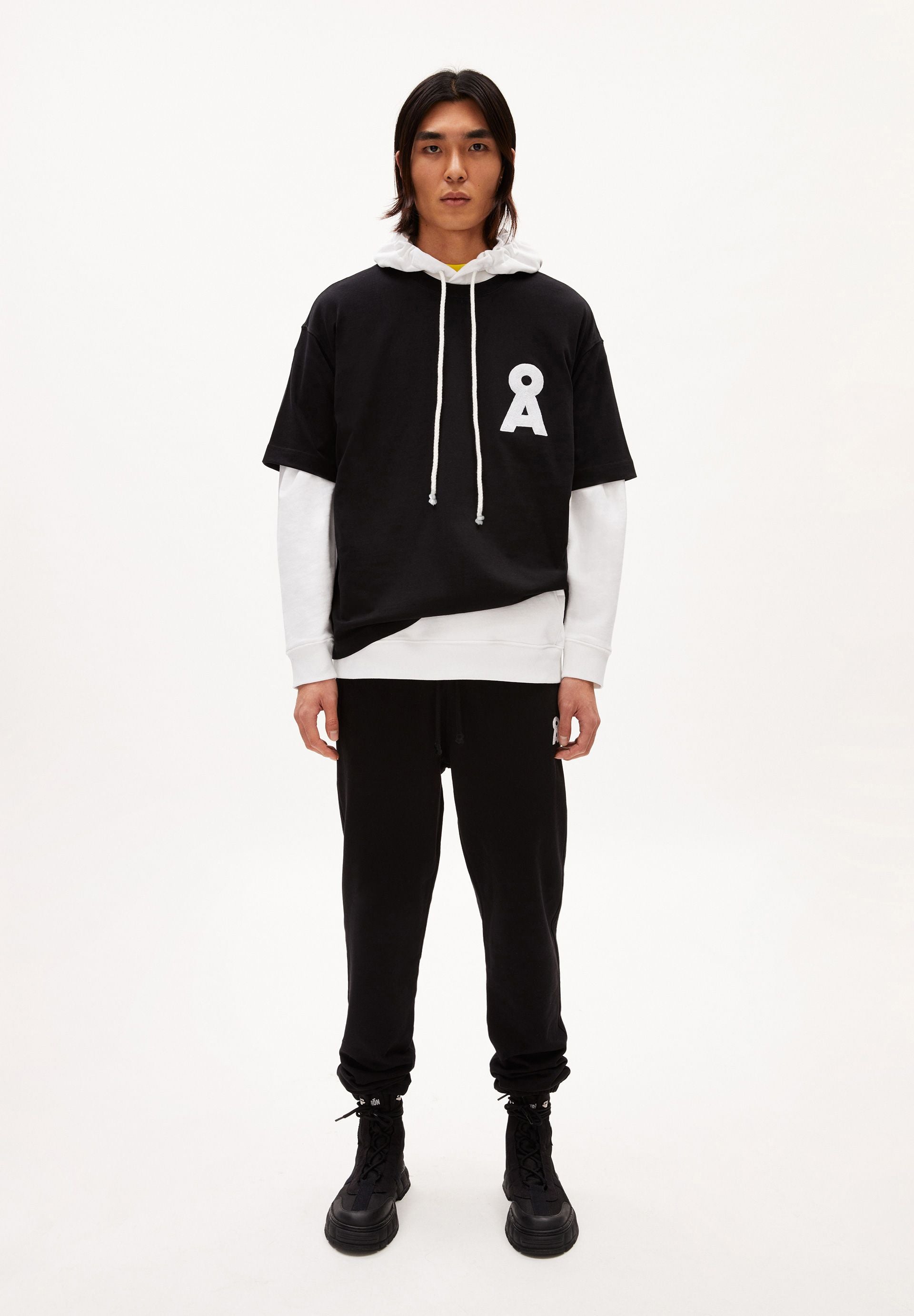 AAIKE ICONIC CAPSULE | black