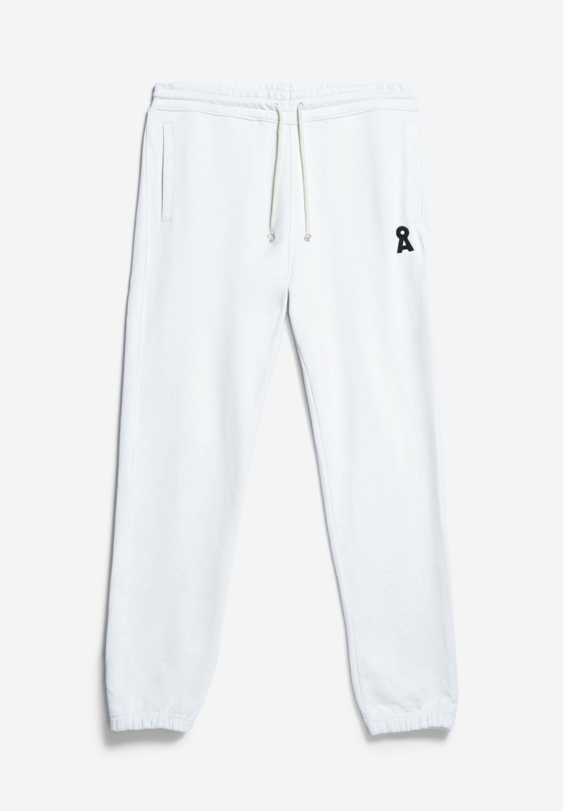 AAIKE ICONIC CAPSULE | white