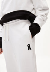 AAIKE ICONIC CAPSULE | white