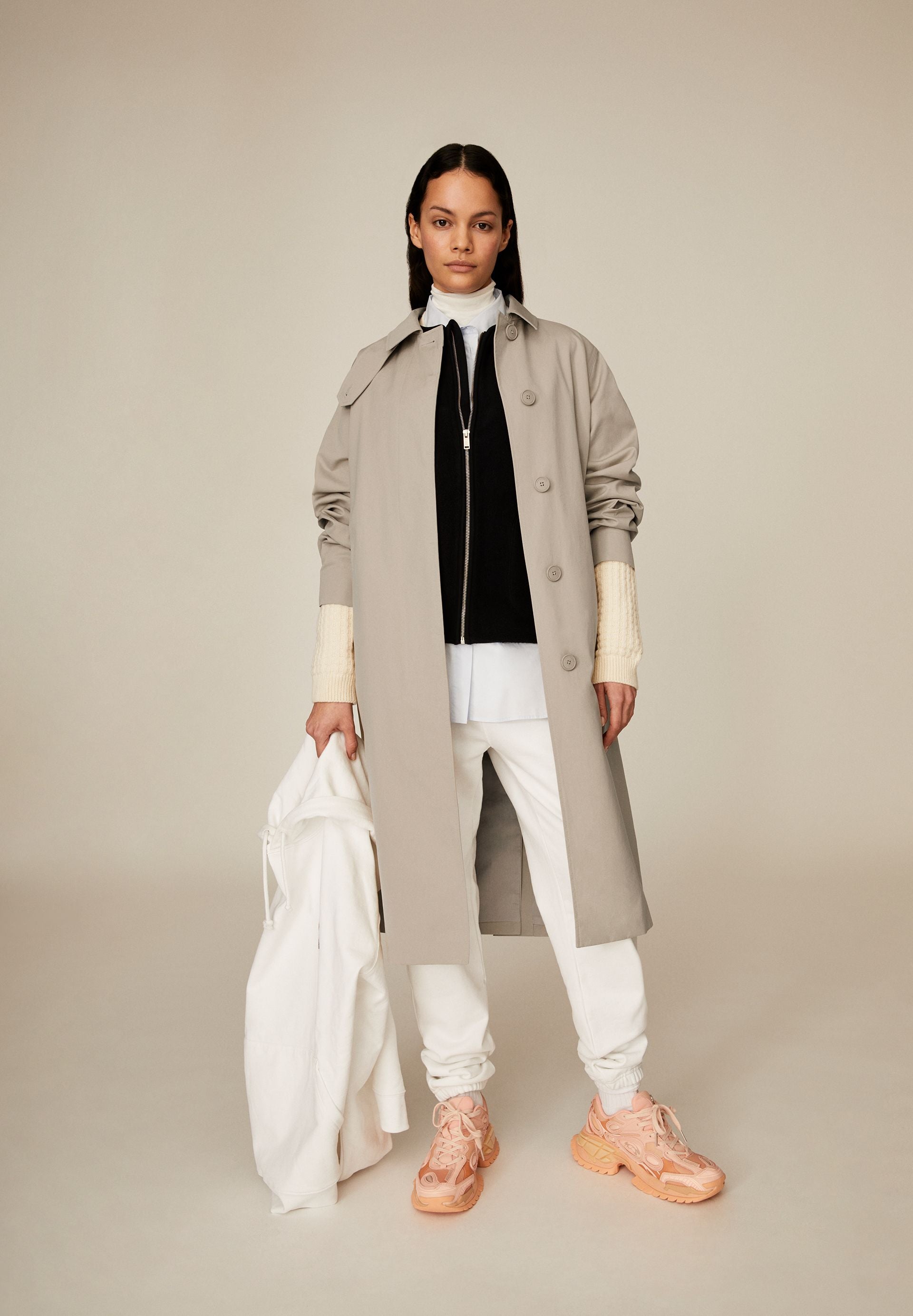 AAIKE ICONIC CAPSULE | white