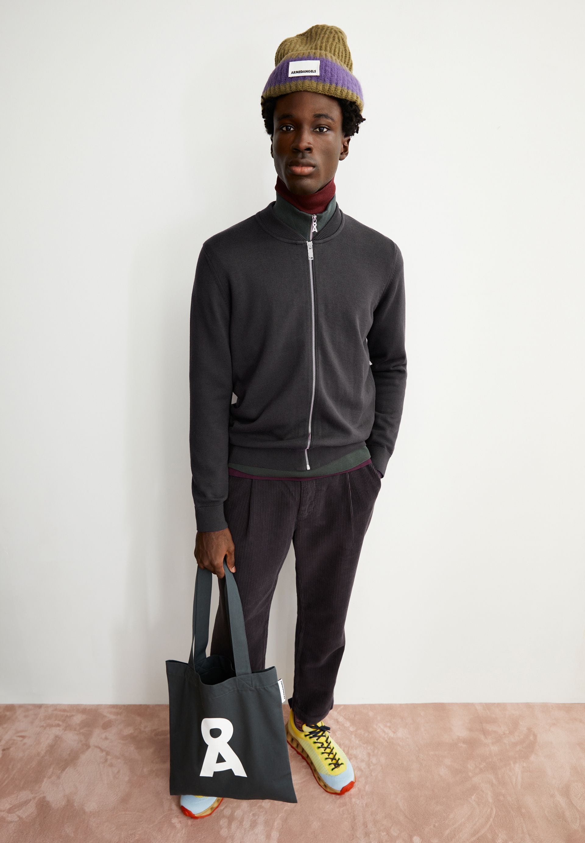 AGAAMON STRICKJACKE | dark steel