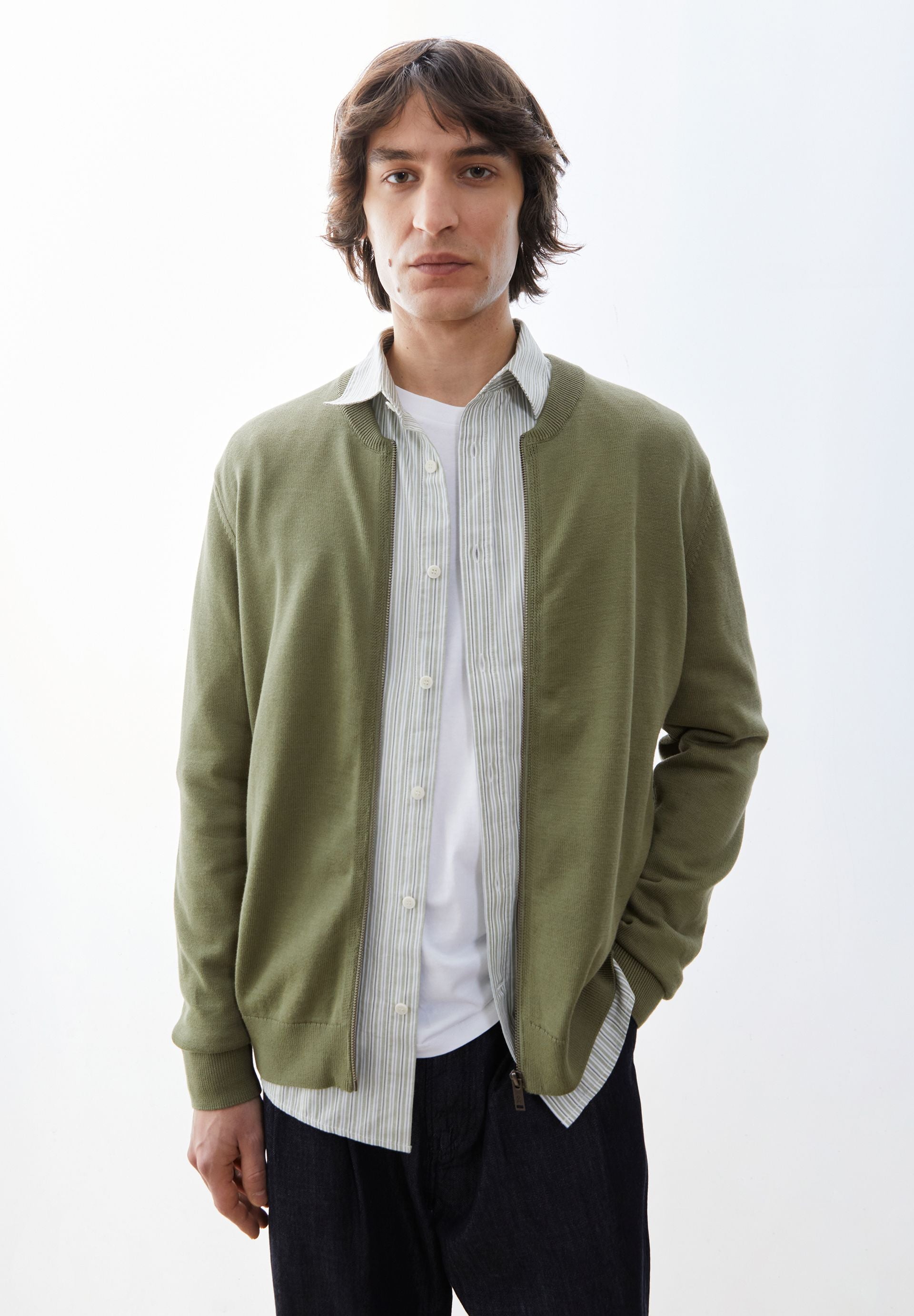 AGAAMON STRICKJACKE | fatigue green