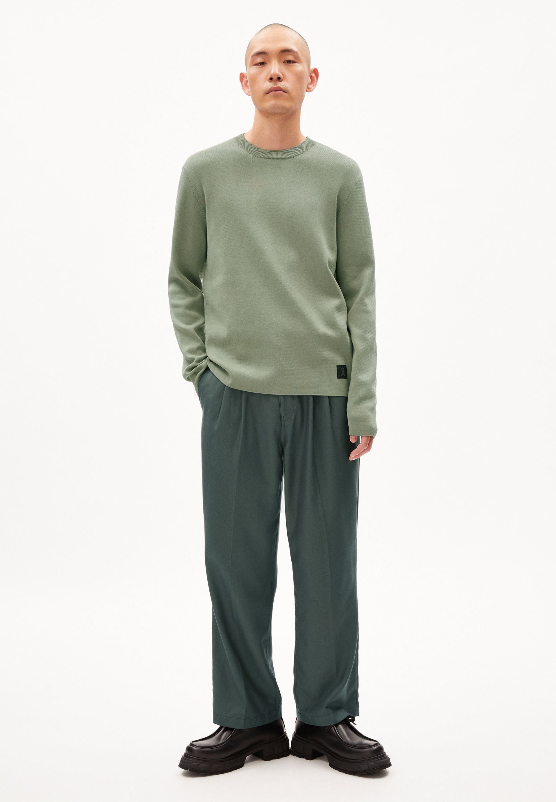 AALPHONS | grey green