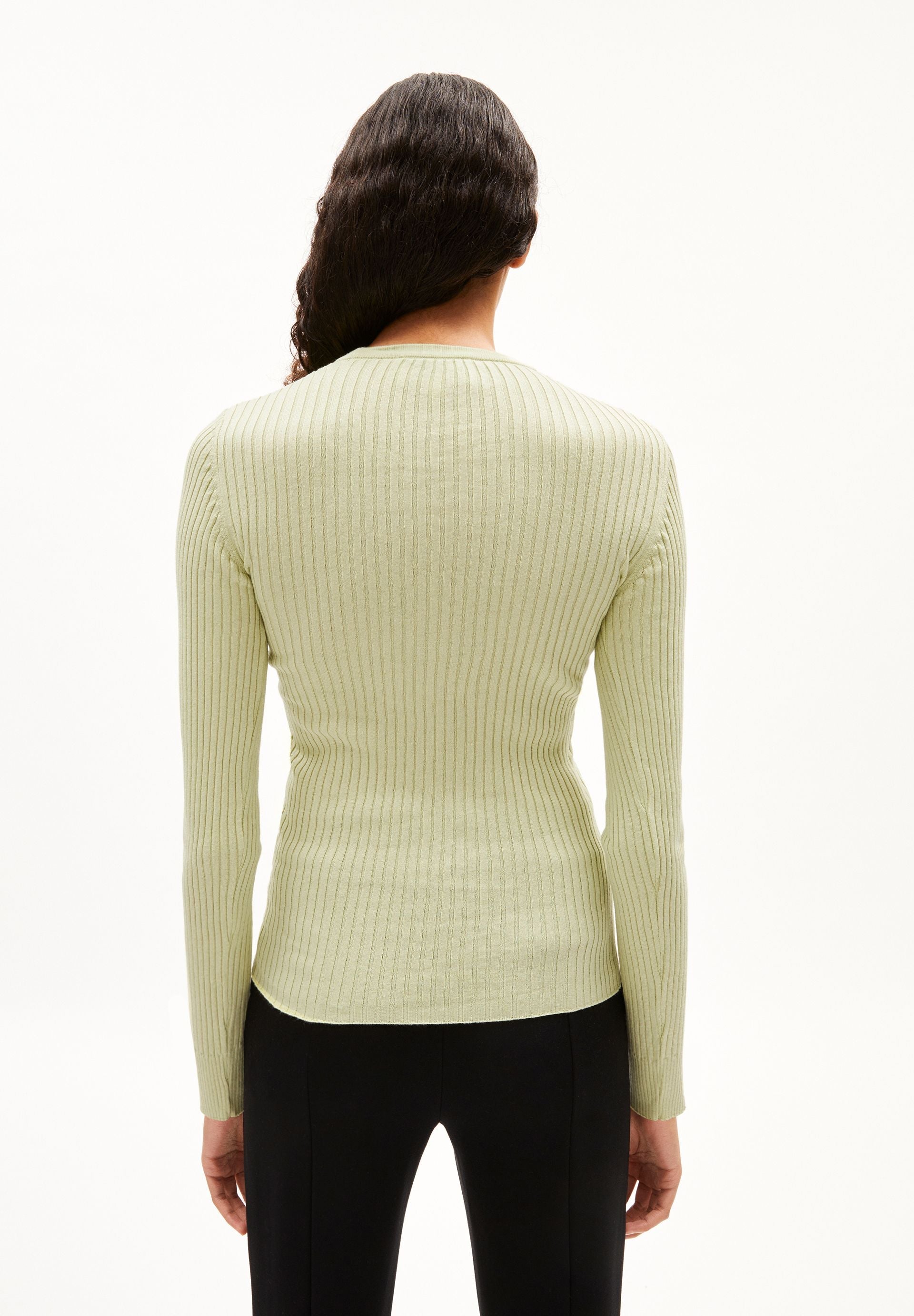 ALAANIA RN | pastel green