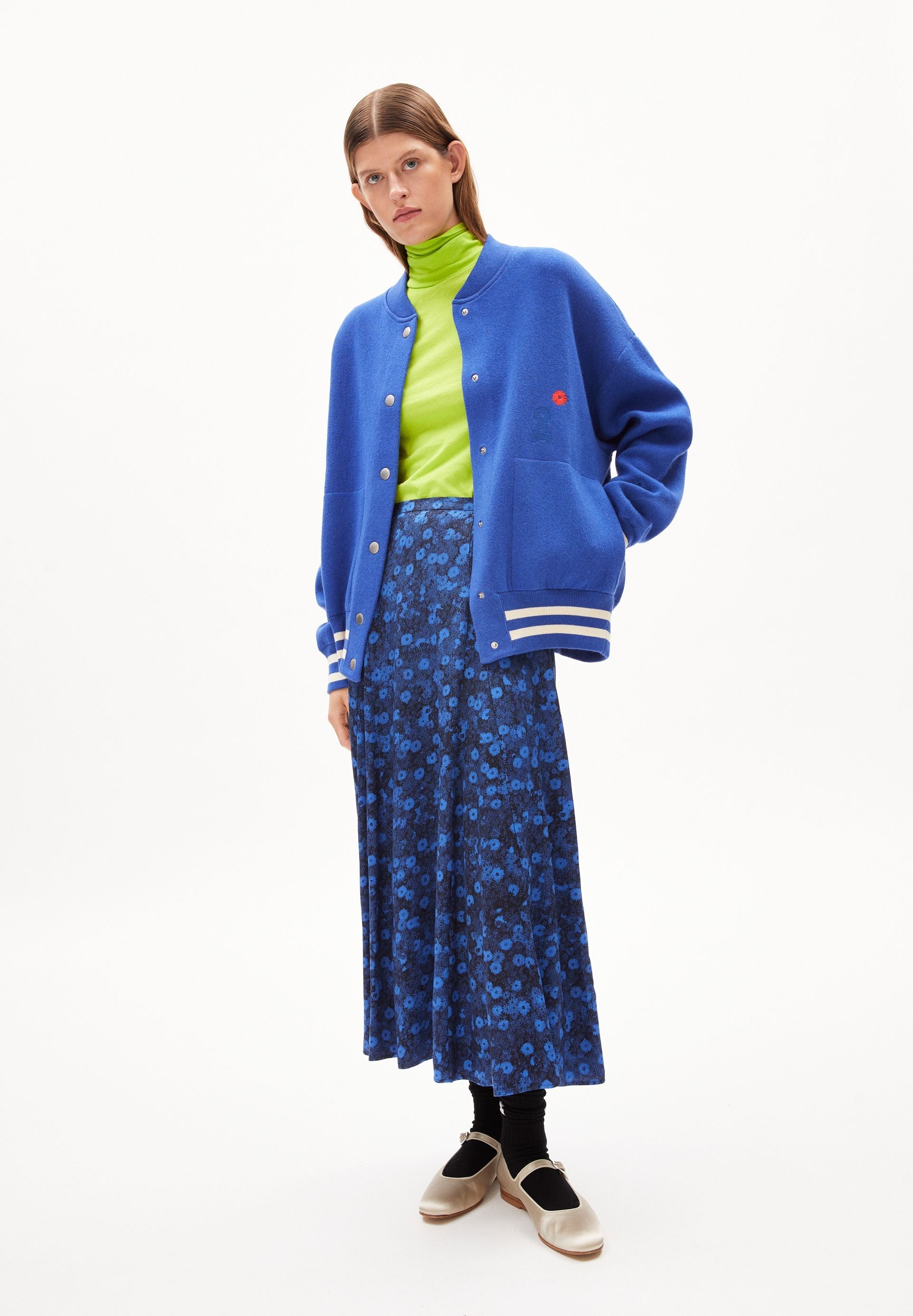 AALISON COLLEGE | dynamo blue-oatmilk