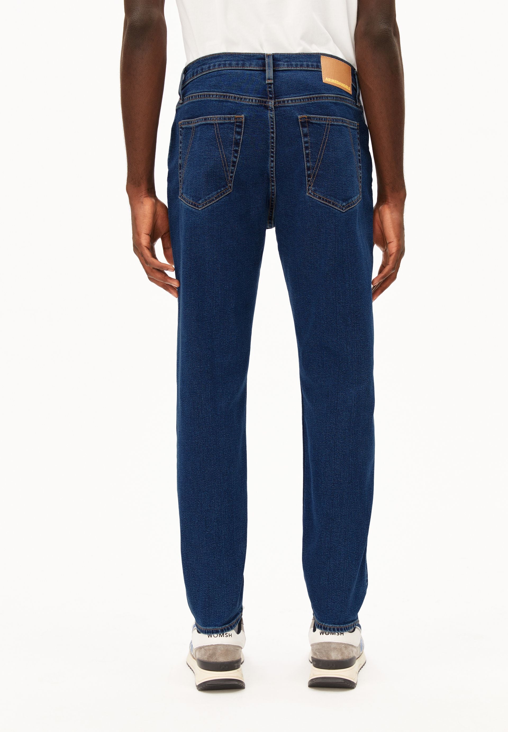 AARJO TARPA TAPERED JEANS | whale