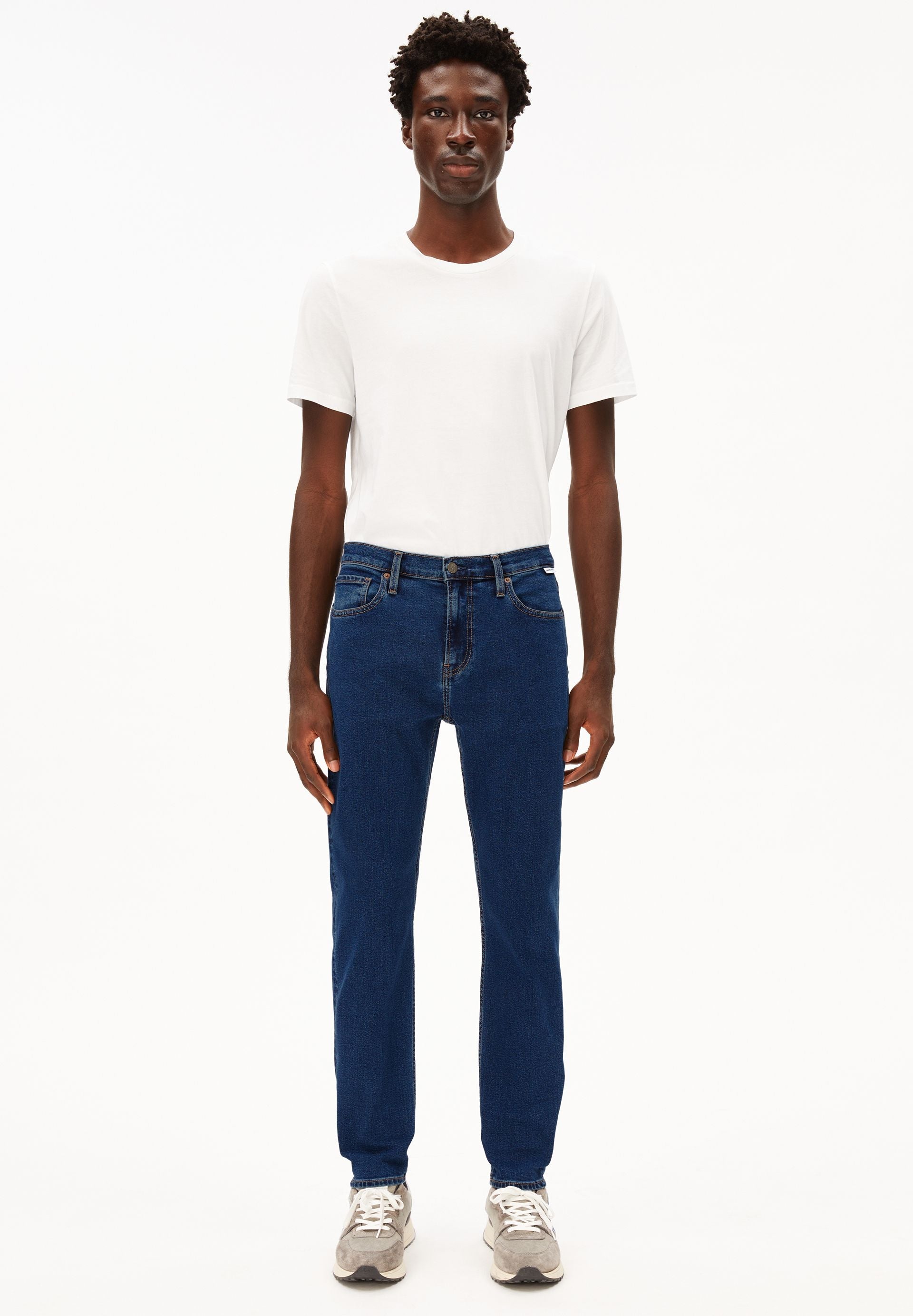 AARJO TARPA TAPERED JEANS | whale