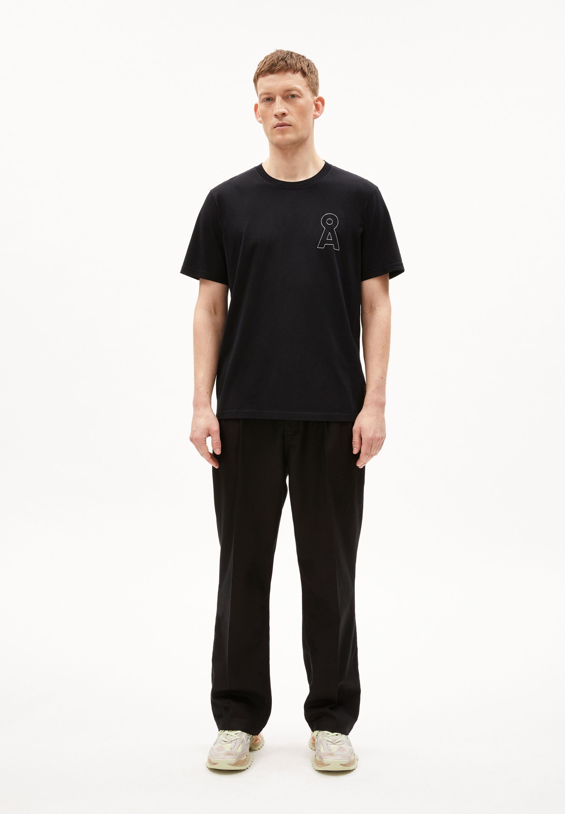 AADONI COLLEGE EMBRO | black