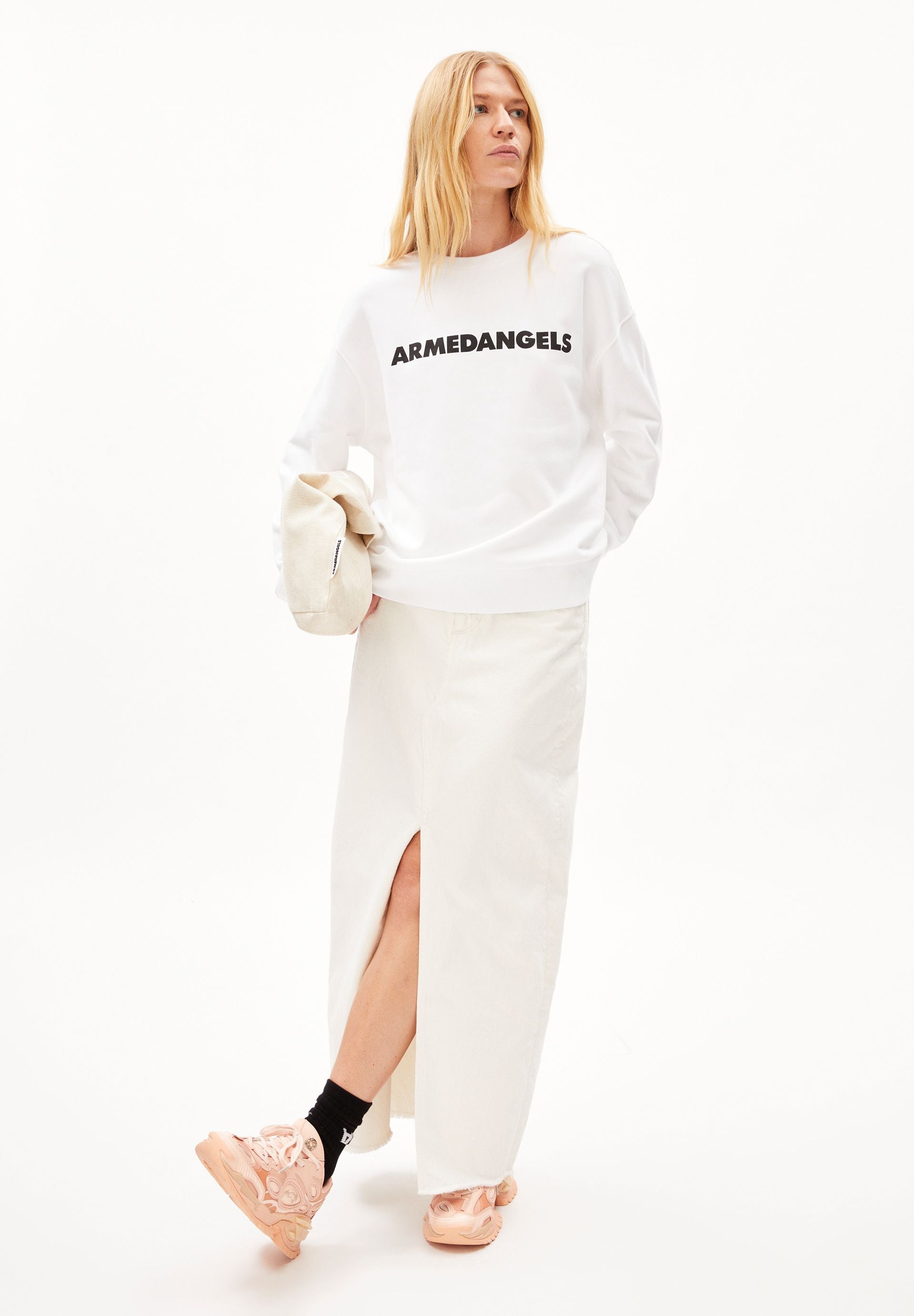 AARIN ARMEDANGELS | white