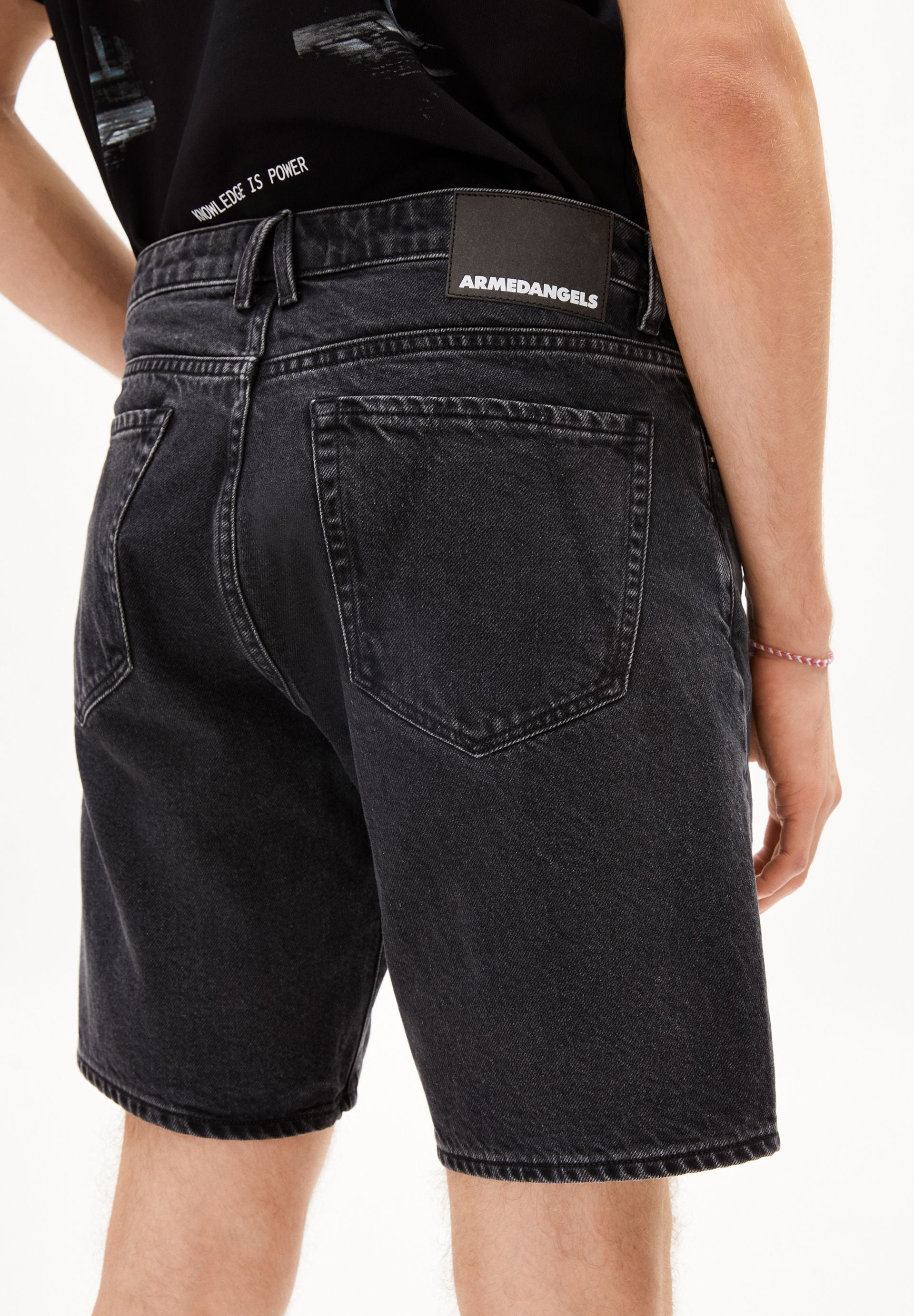 AARVO | ebony black