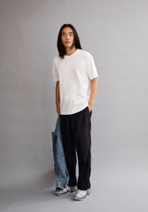 AADRU | white