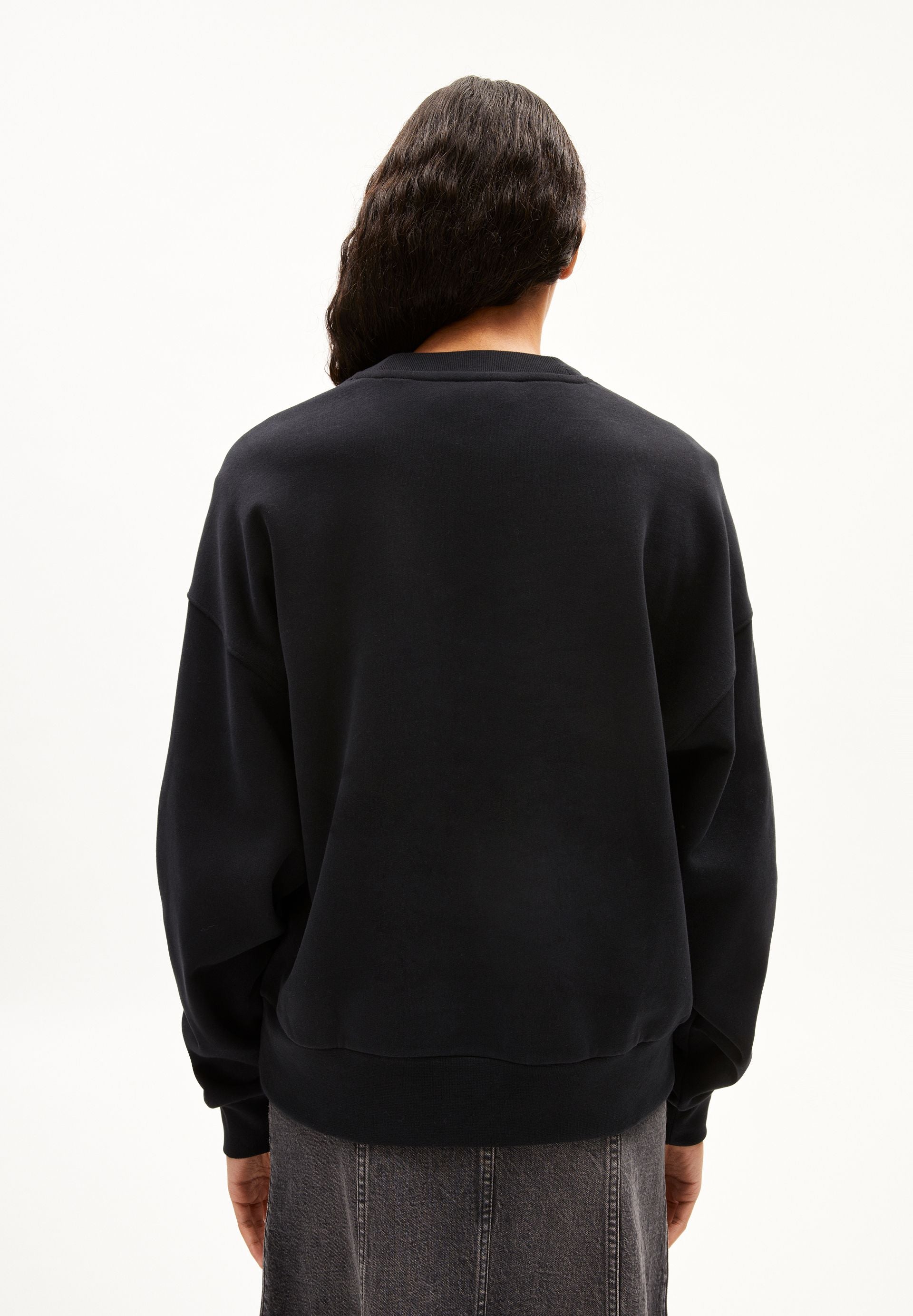 ALIZAA | black