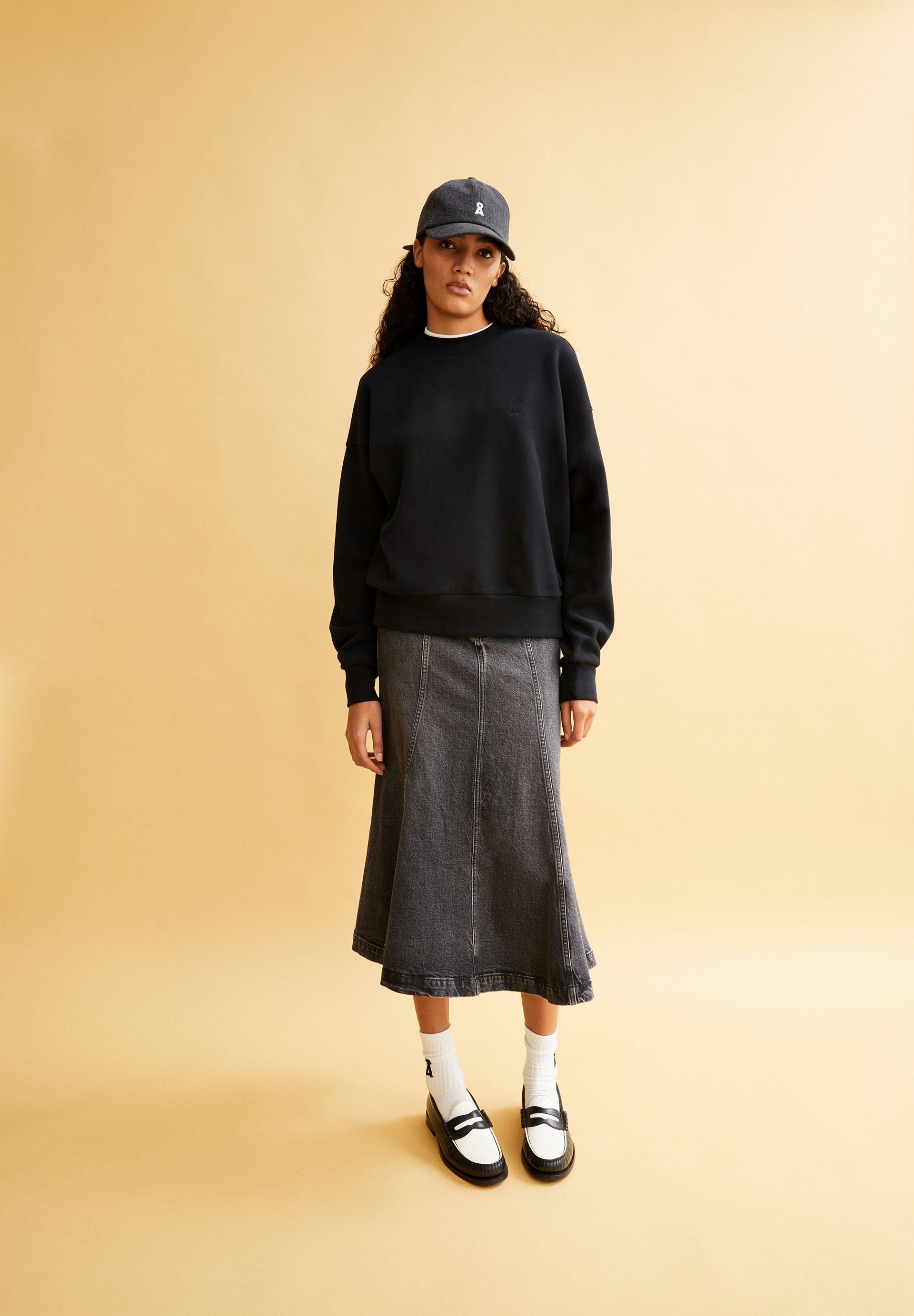 ALIZAA | black