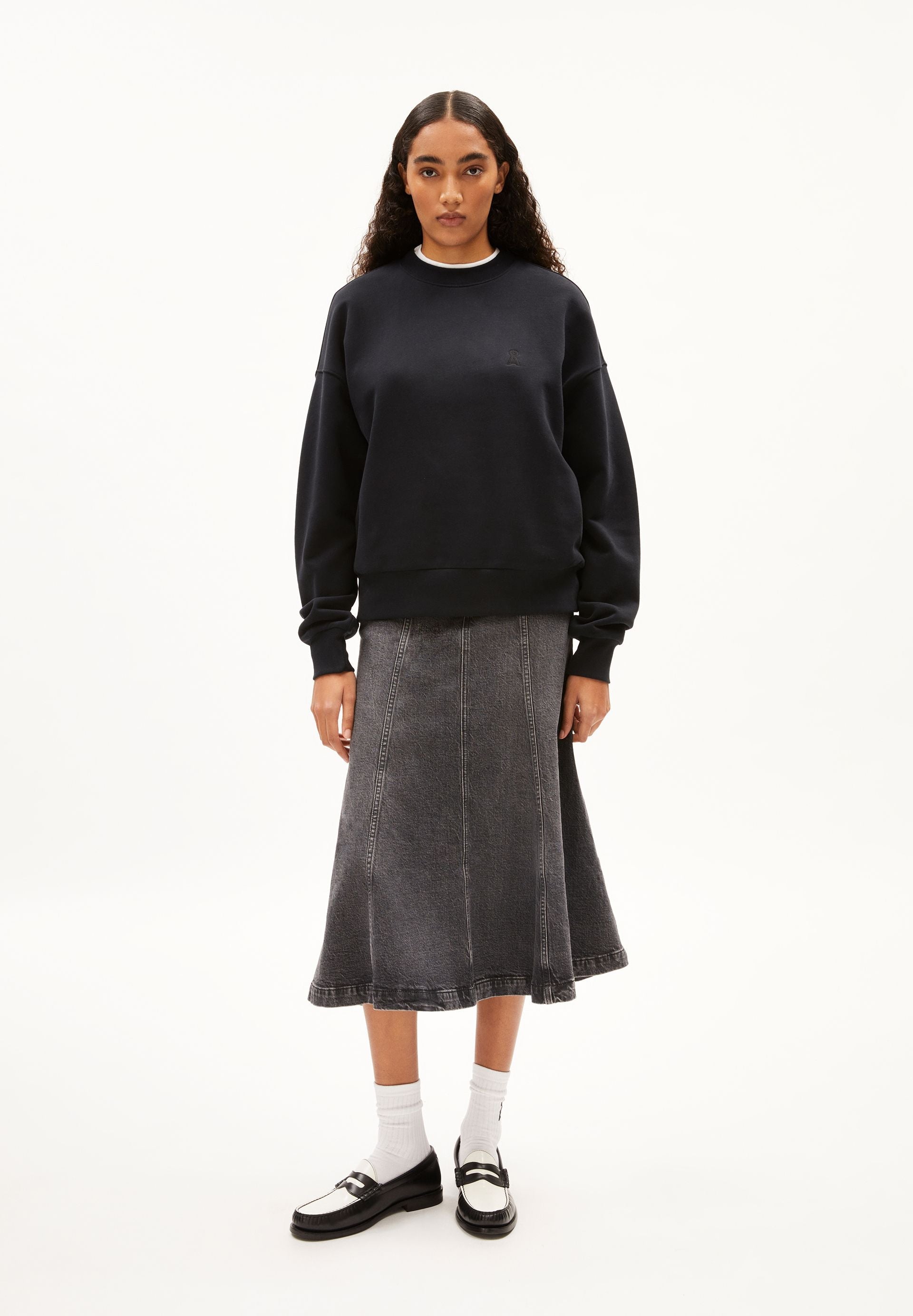 ALIZAA | black