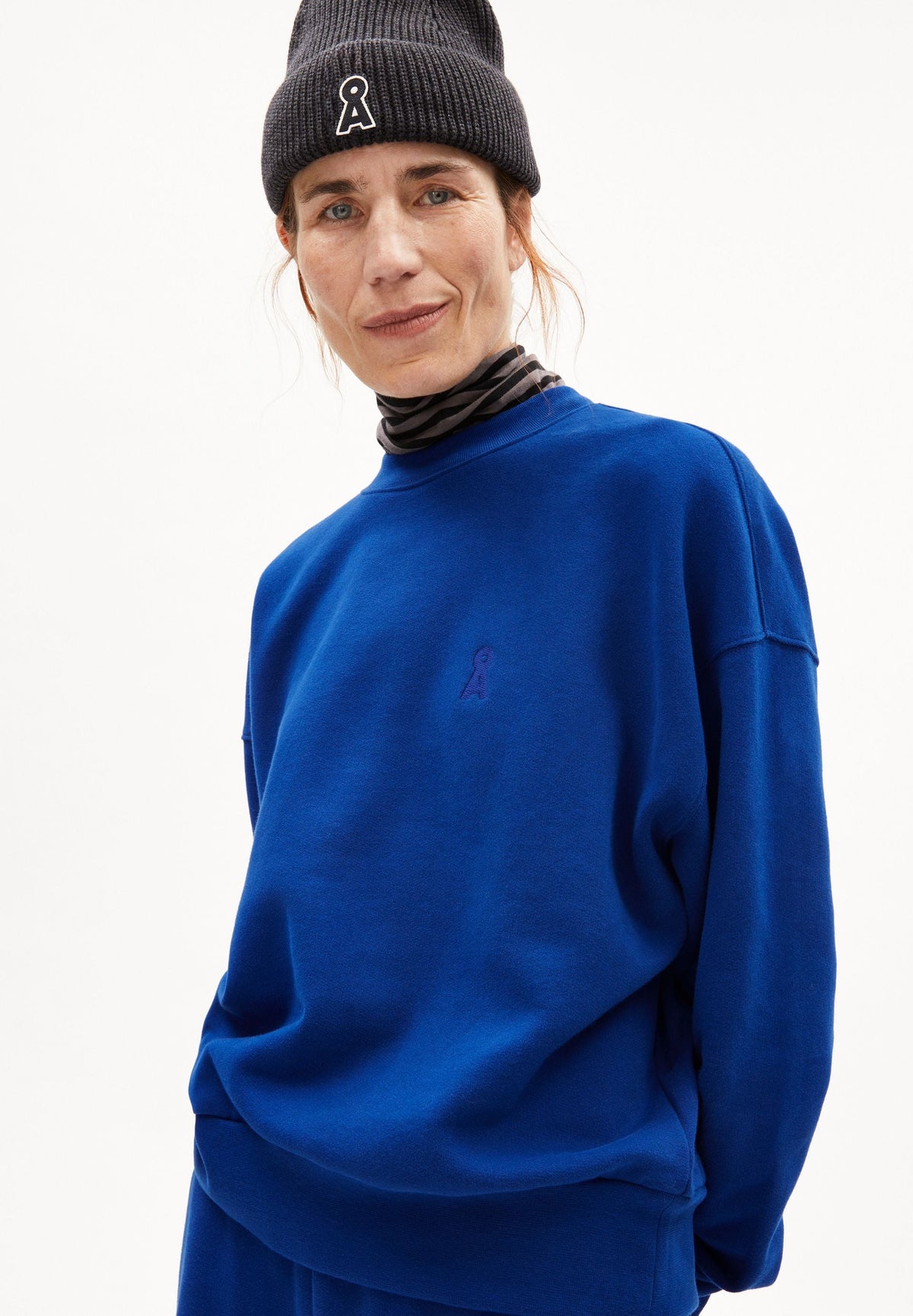 ALIZAA | lapis blue