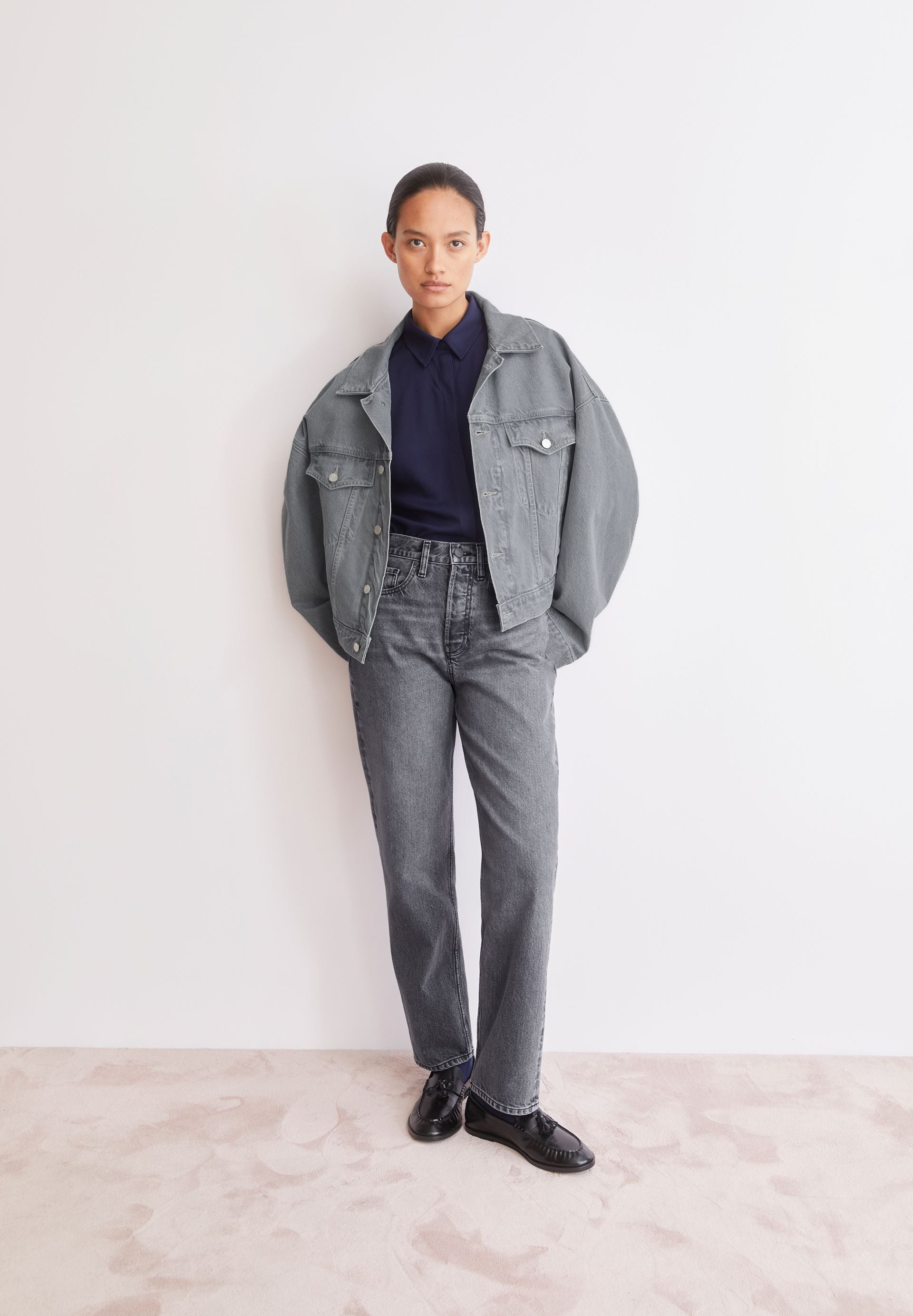 AAIKALA HIGH WAIST STRAIGHT JEANS | soft ash