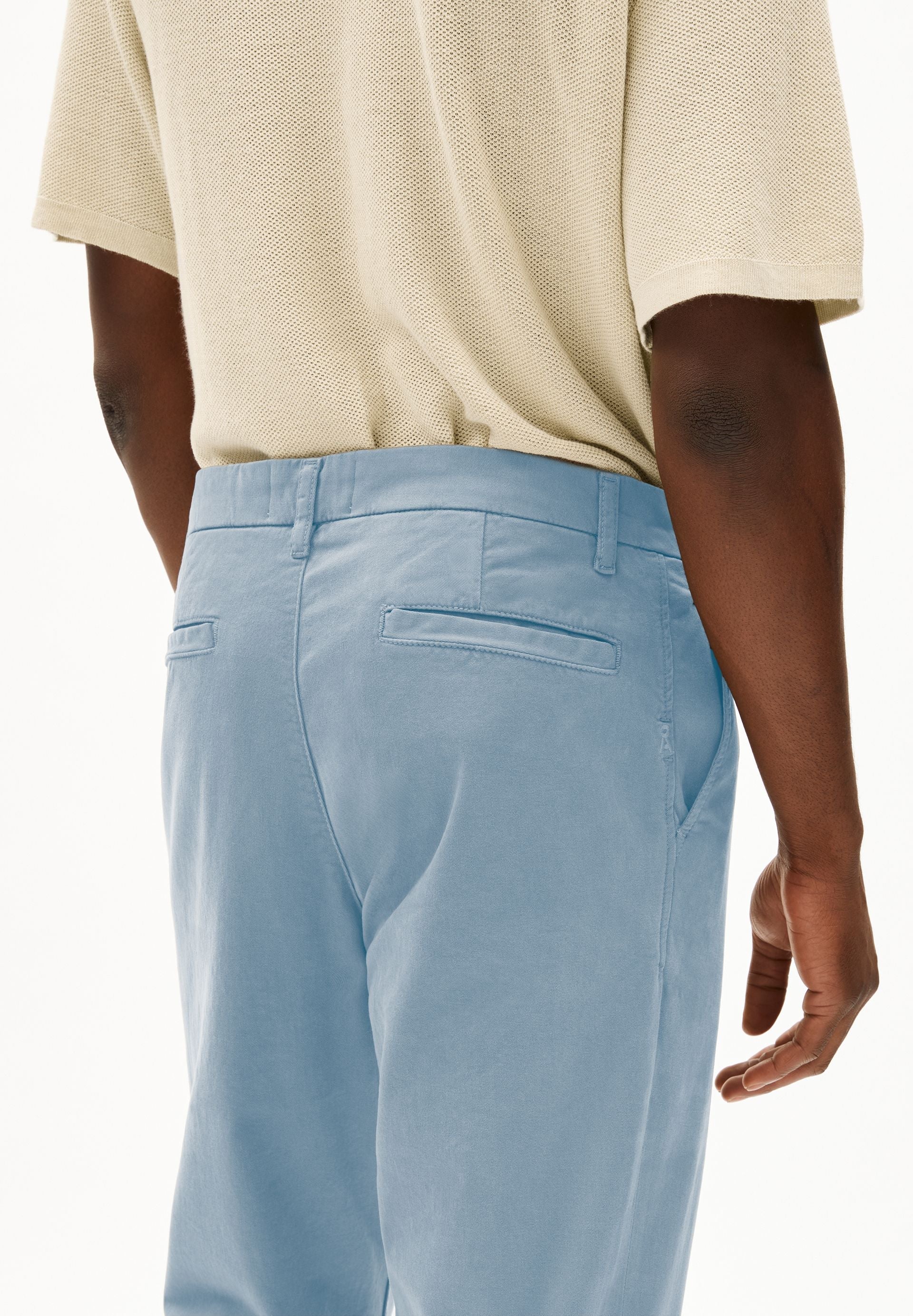 AASTER CHINOHOSE | pigment blue