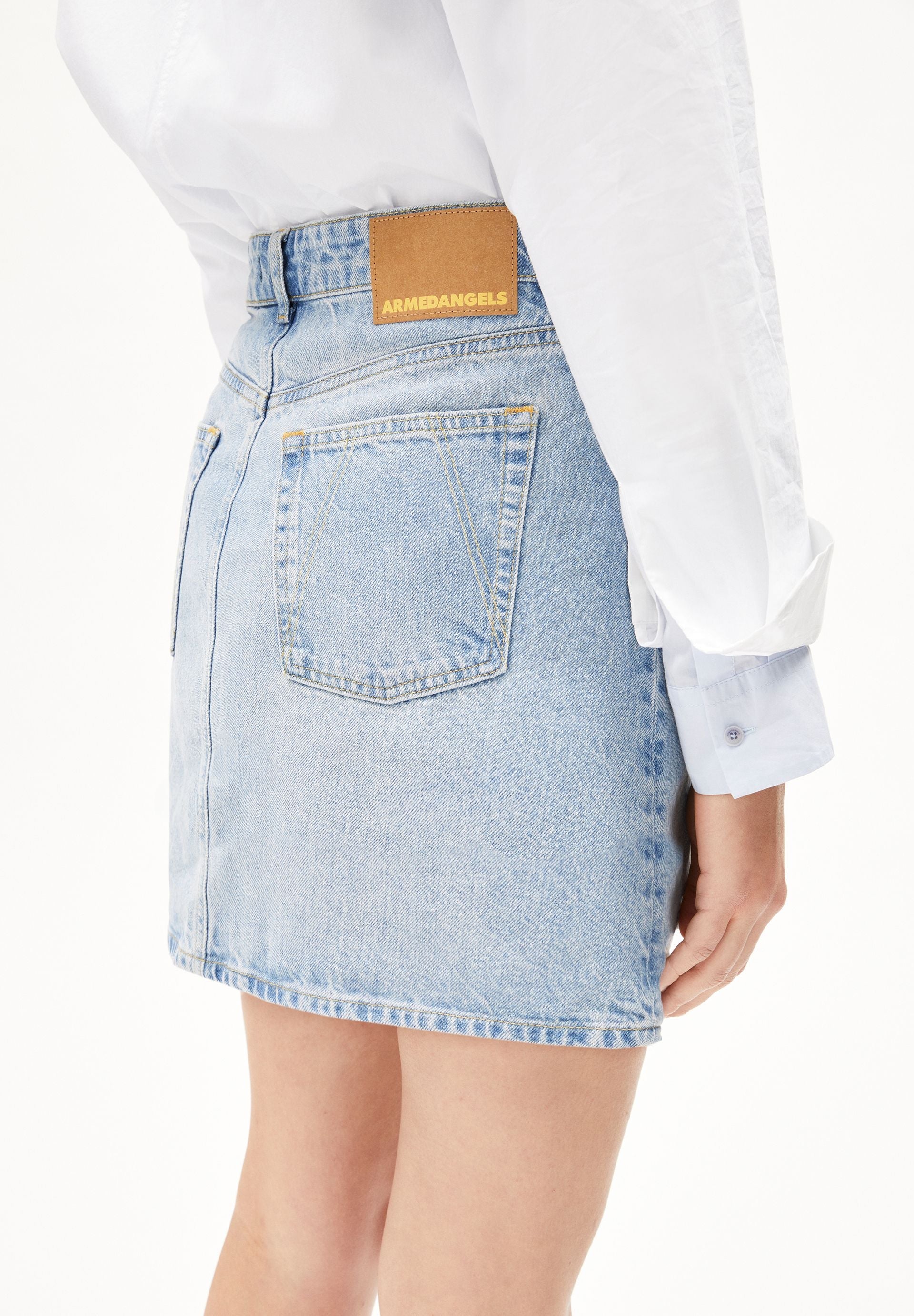 AACUMERI JEANSROCK | andromedar