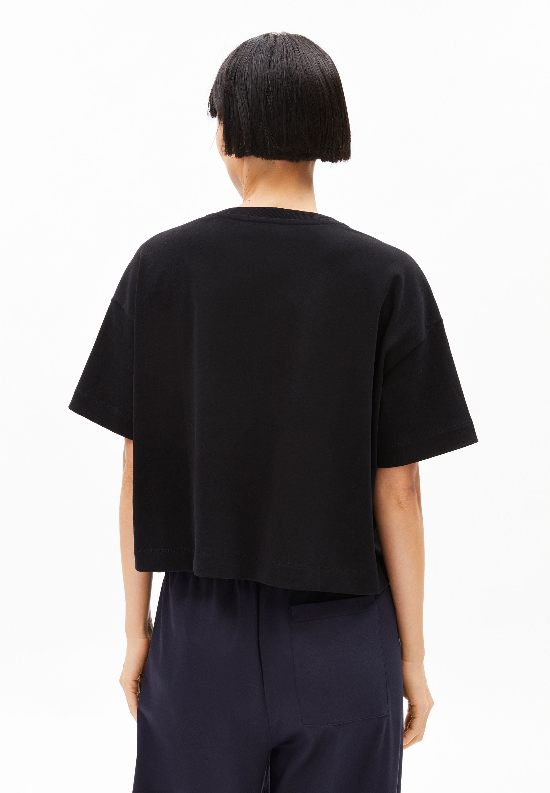 ALBERTARAA T-SHIRT | black